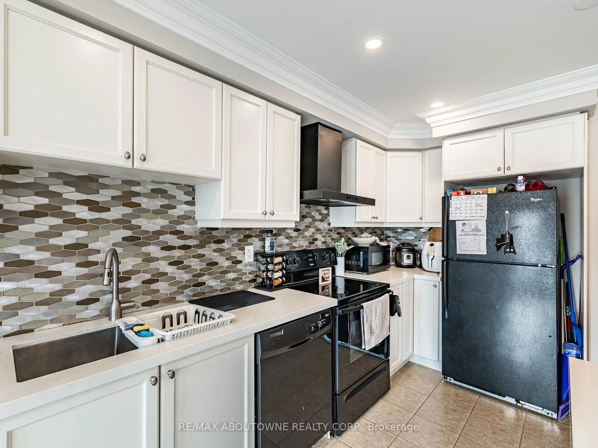 6020 Derry Road, #29