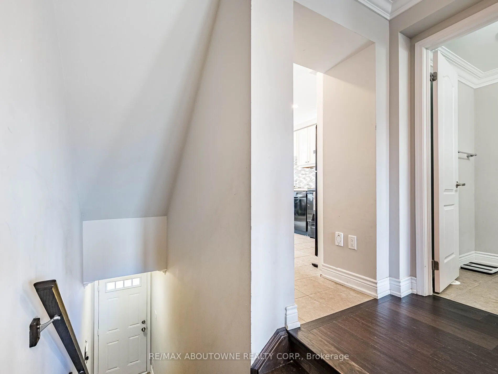 6020 Derry Road, #29