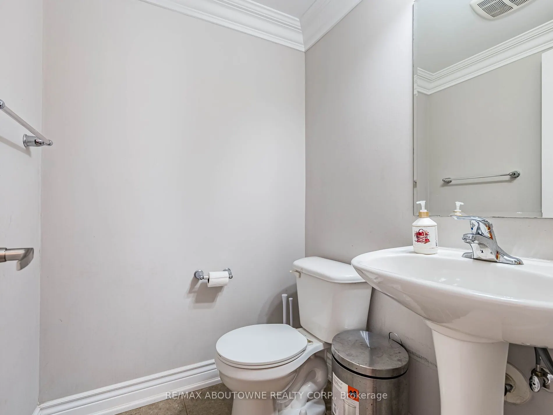 6020 Derry Road, #29