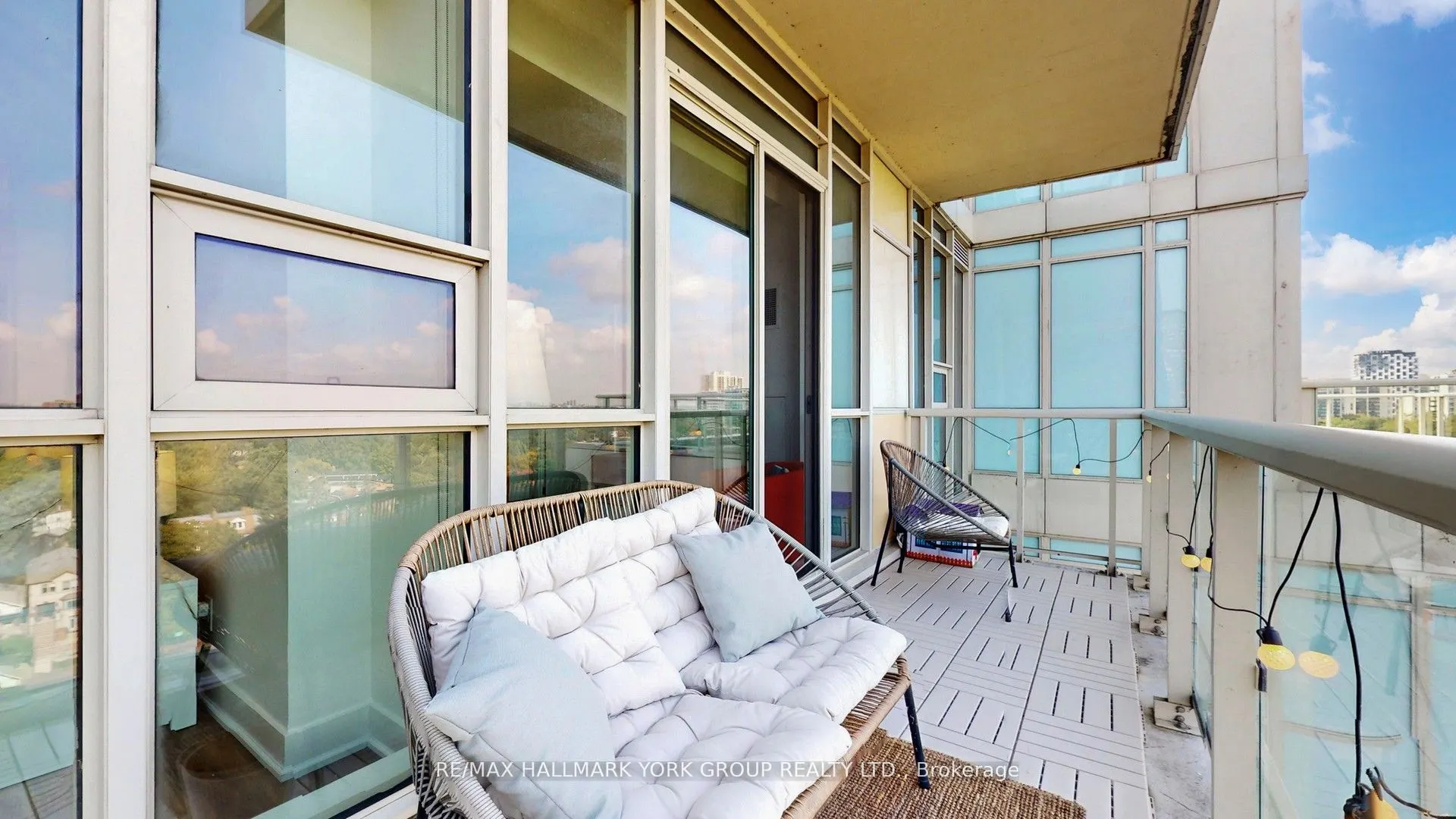 1638 Bloor Street W, #1105