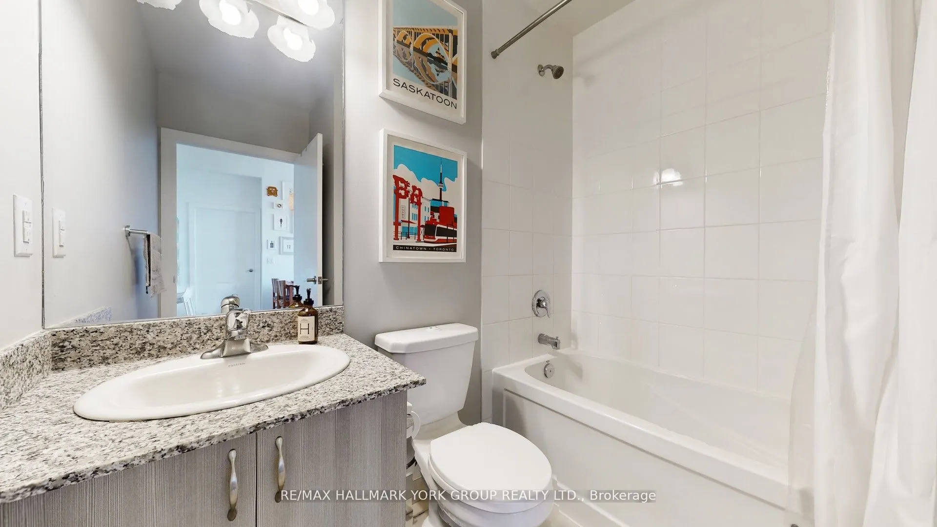 1638 Bloor Street W, #1105