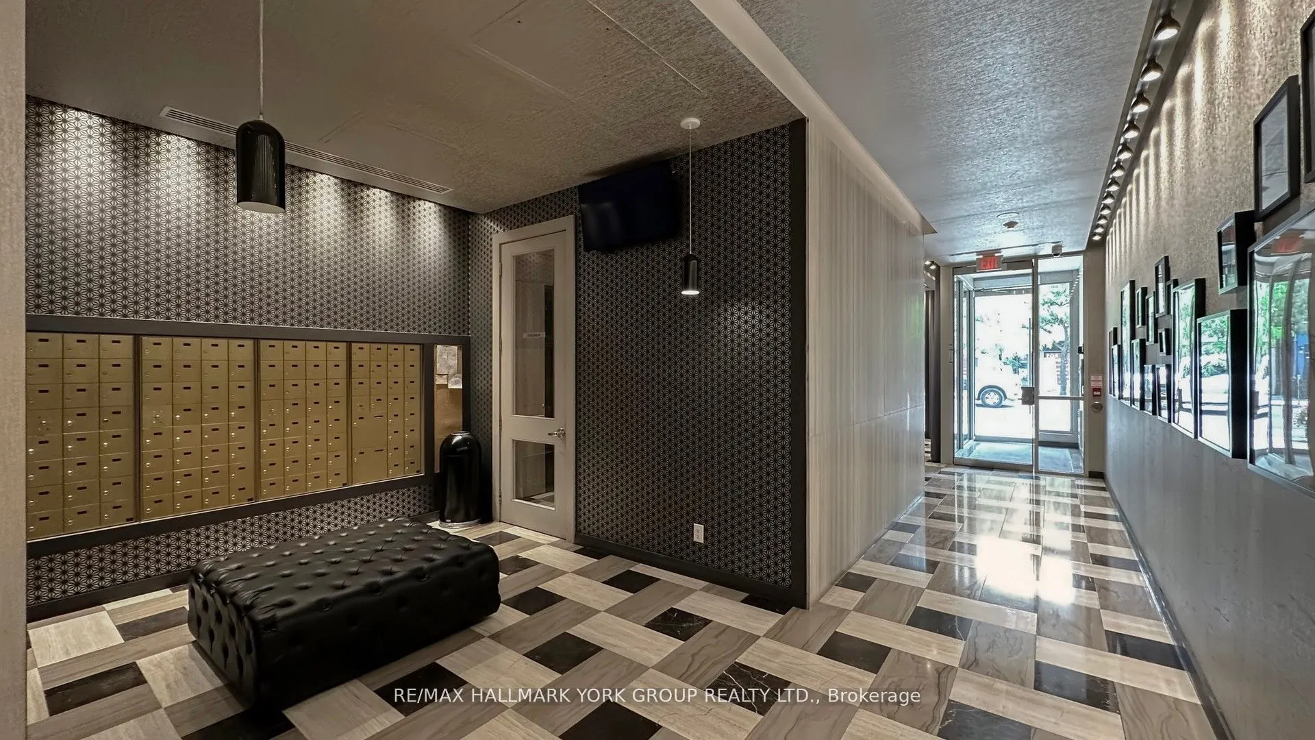 1638 Bloor Street W, #1105