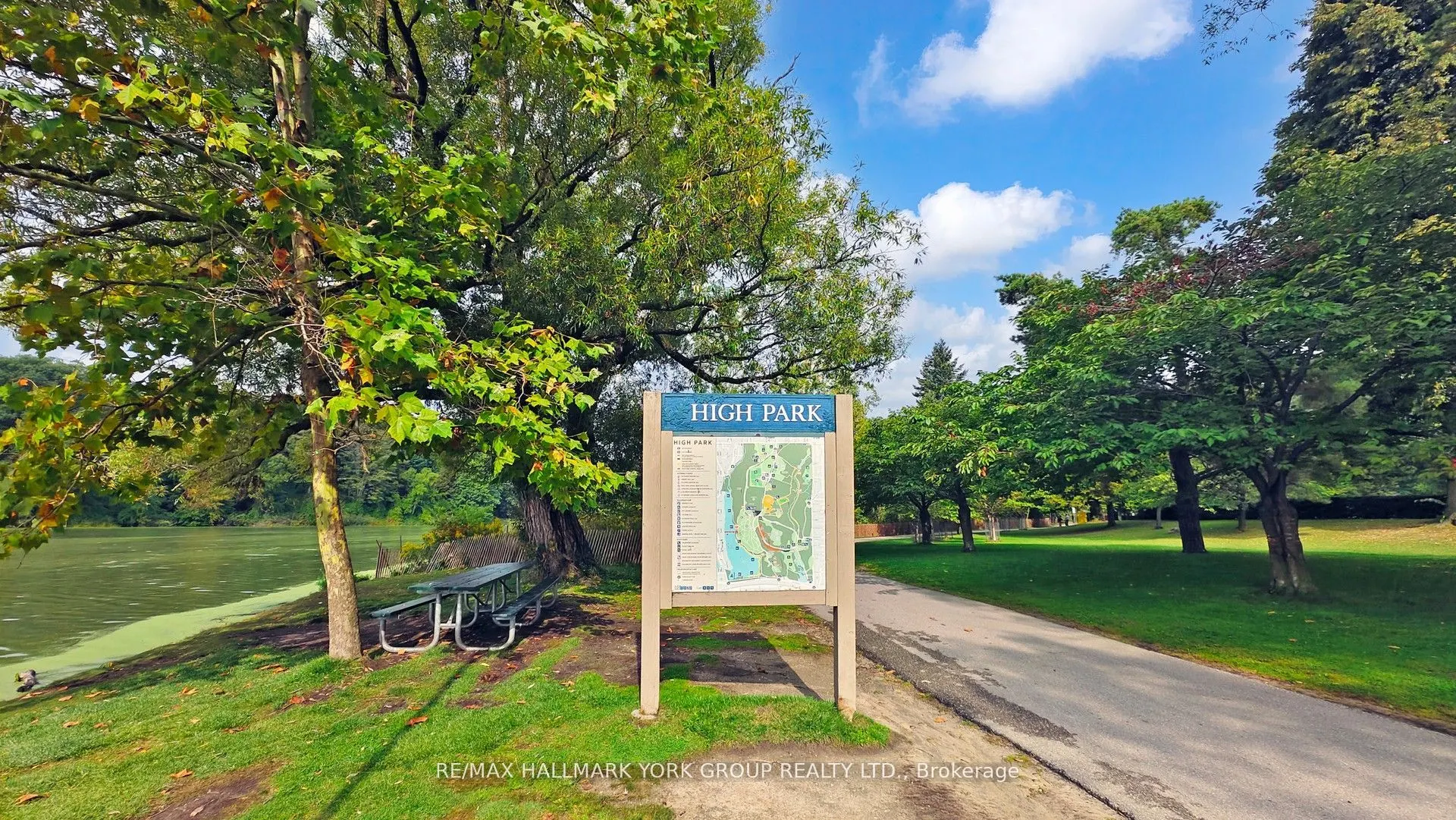 1638 Bloor Street W, #1105