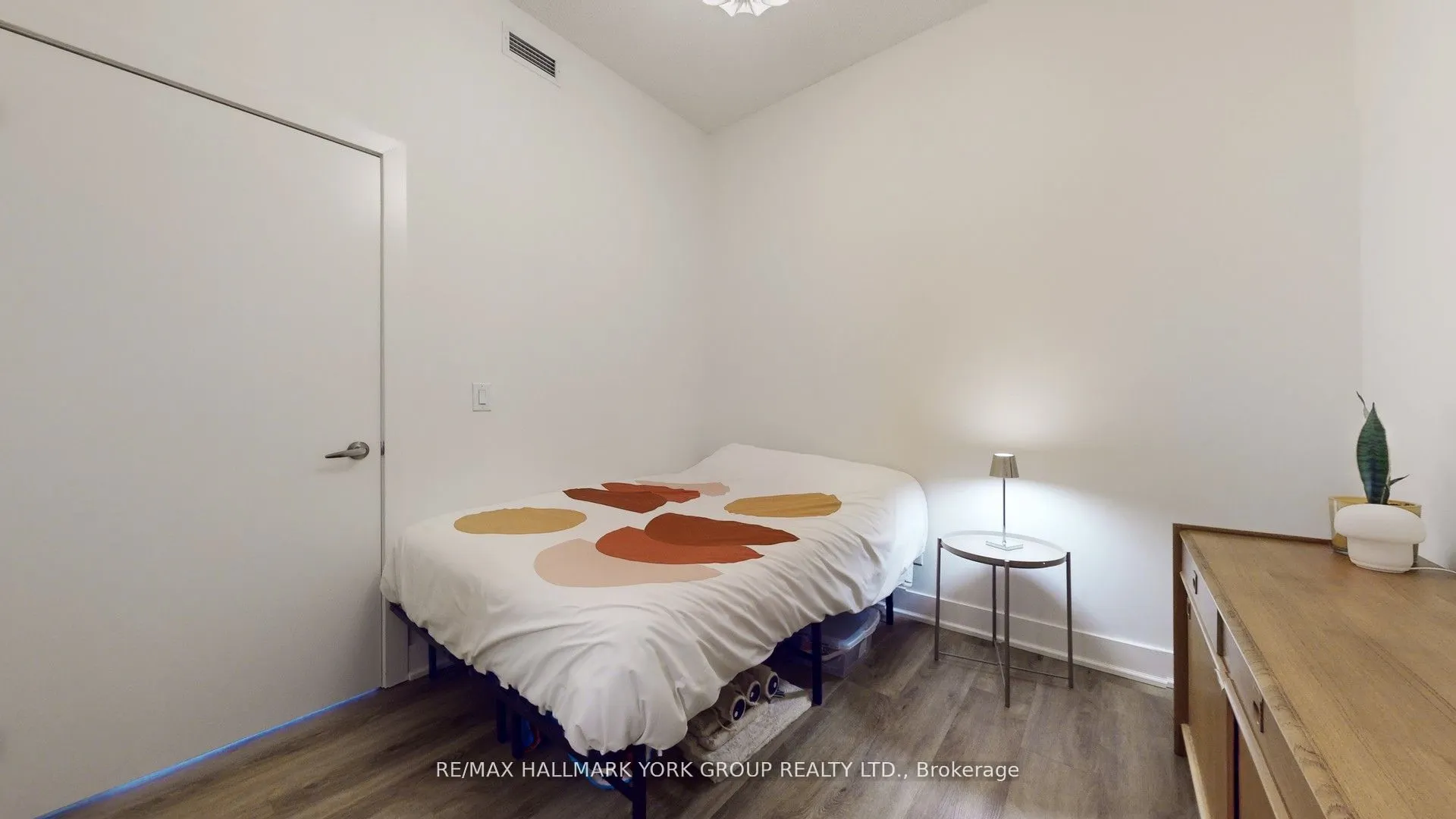 1638 Bloor Street W, #1105