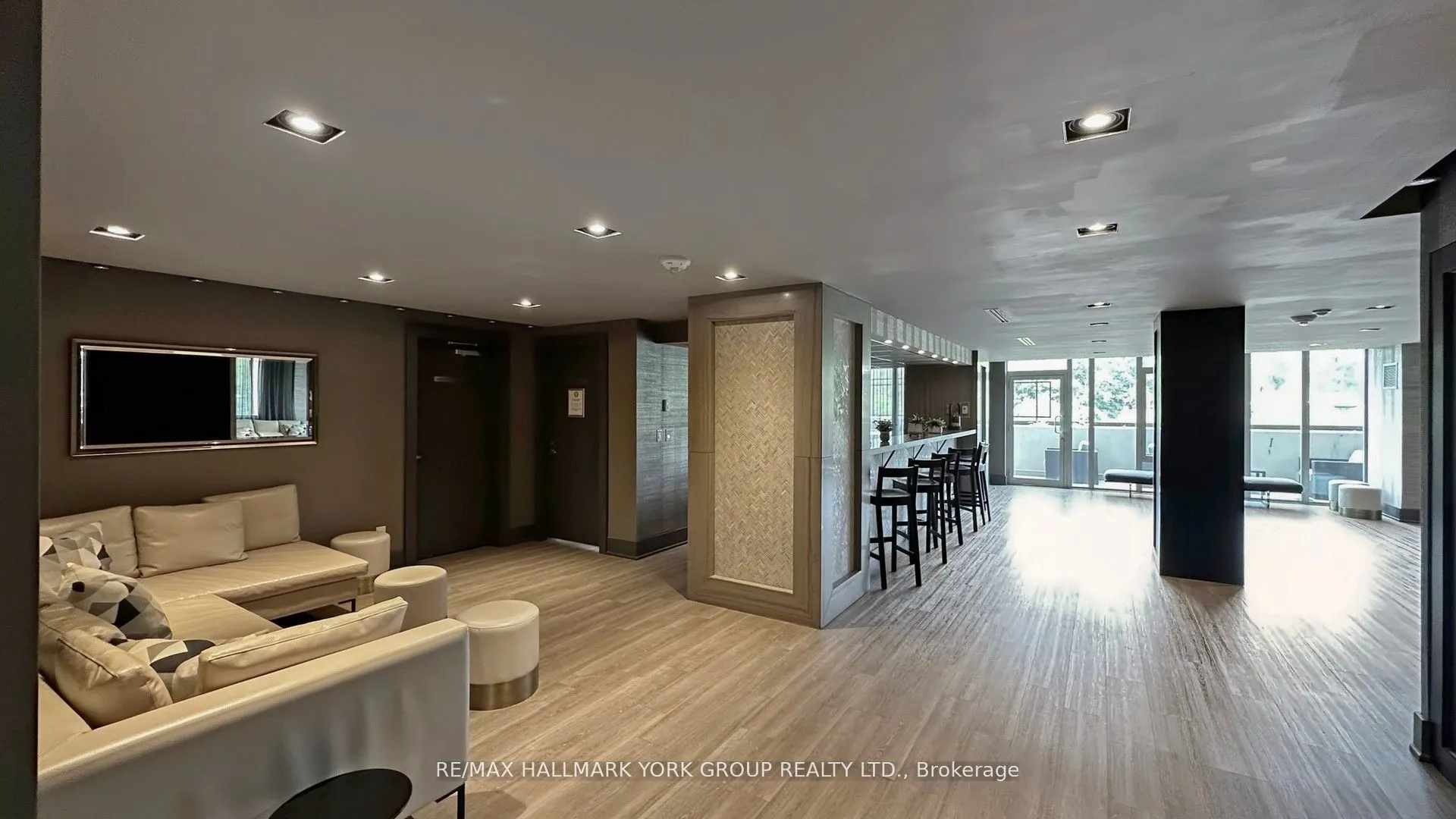 1638 Bloor Street W, #1105