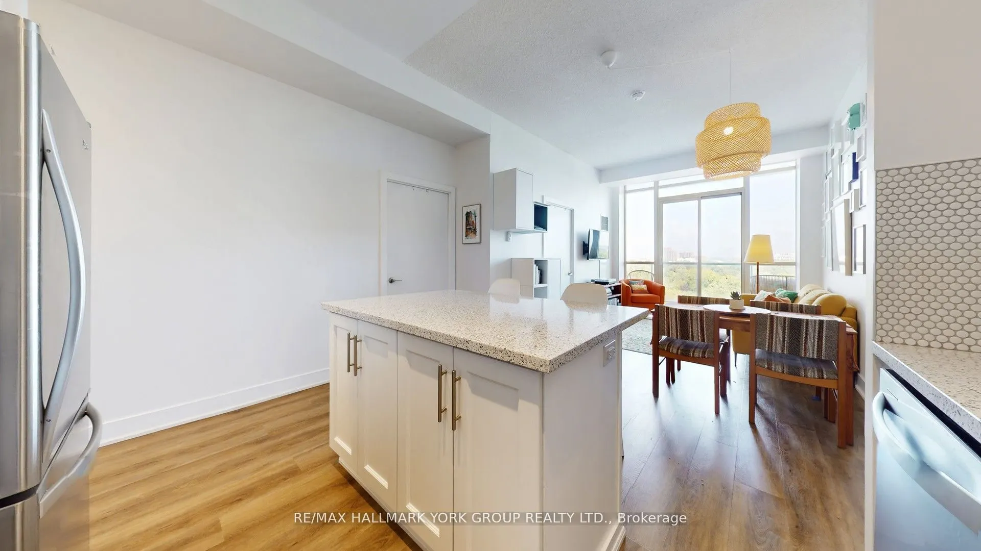 1638 Bloor Street W, #1105