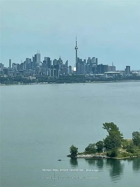 33 Shore Breeze Drive, #2710