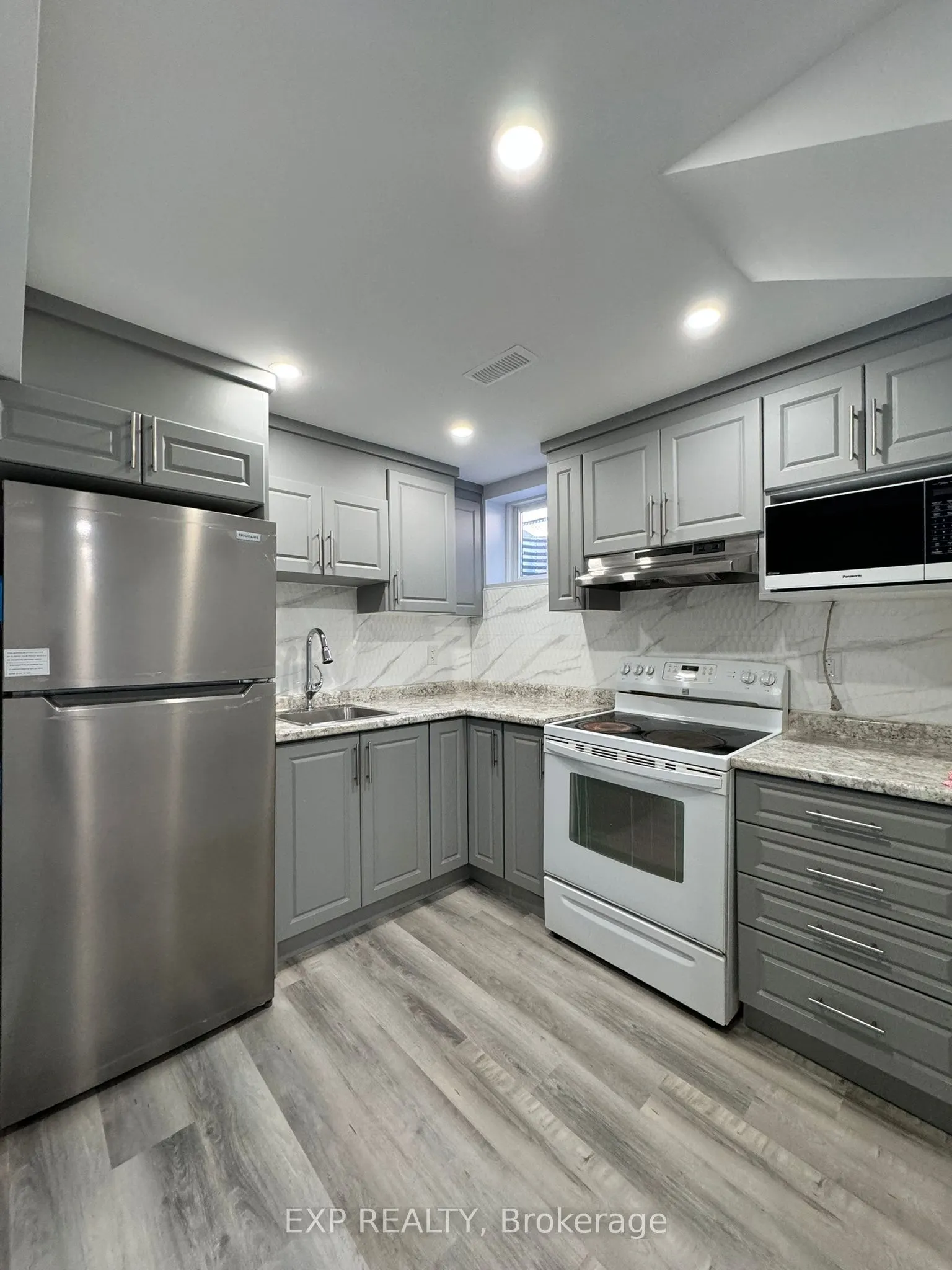 1 Oaklea Boulevard, #Basement Unit