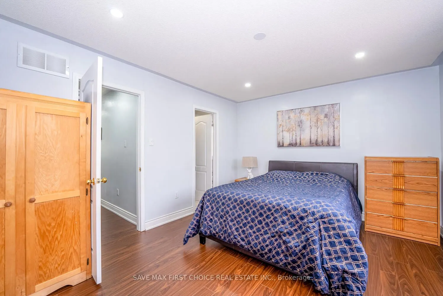 939 Tambourine Terrace