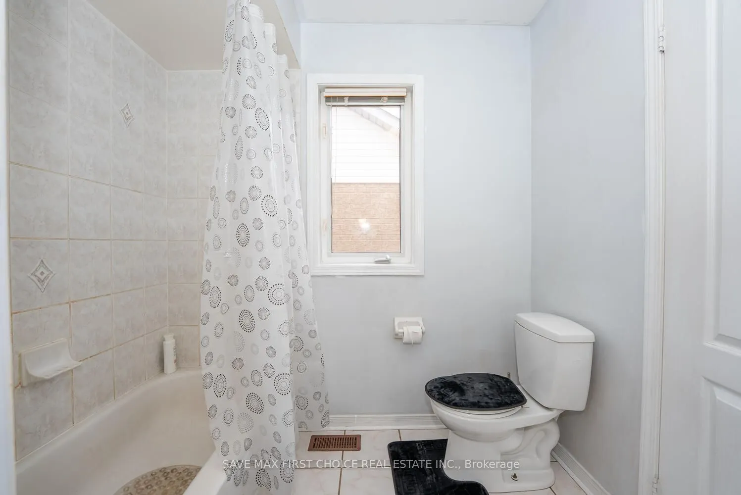 939 Tambourine Terrace