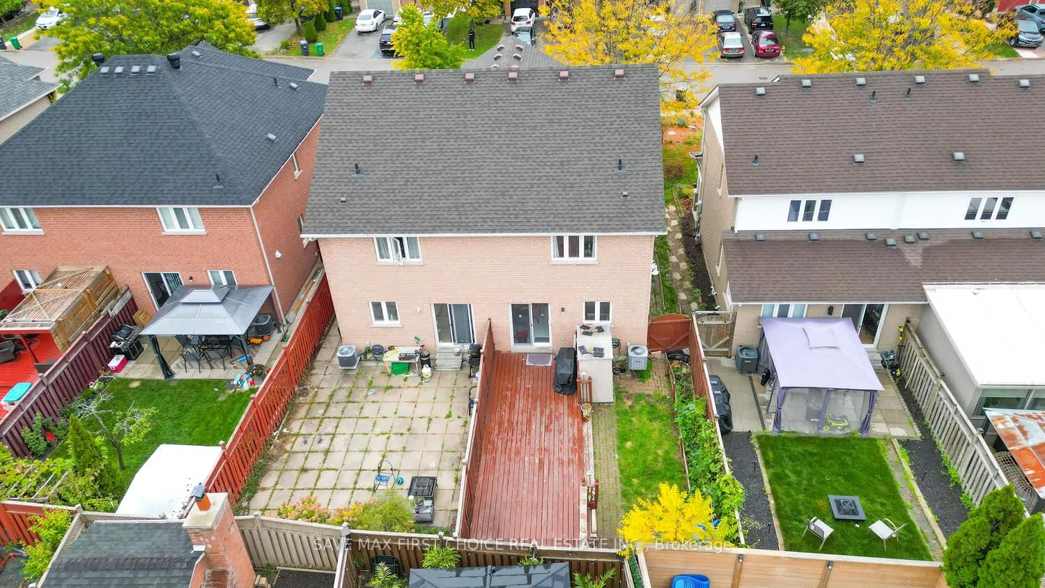 939 Tambourine Terrace