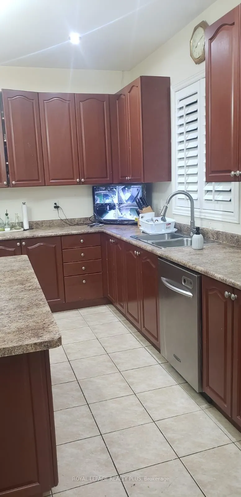 135 Earlsbridge Boulevard