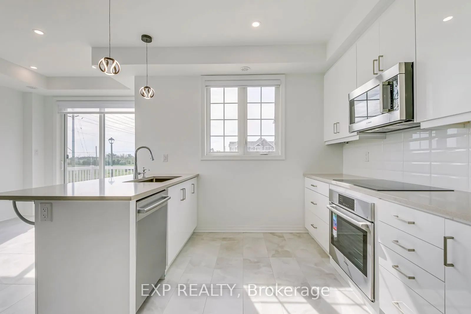 1317 Leriche Way, #18