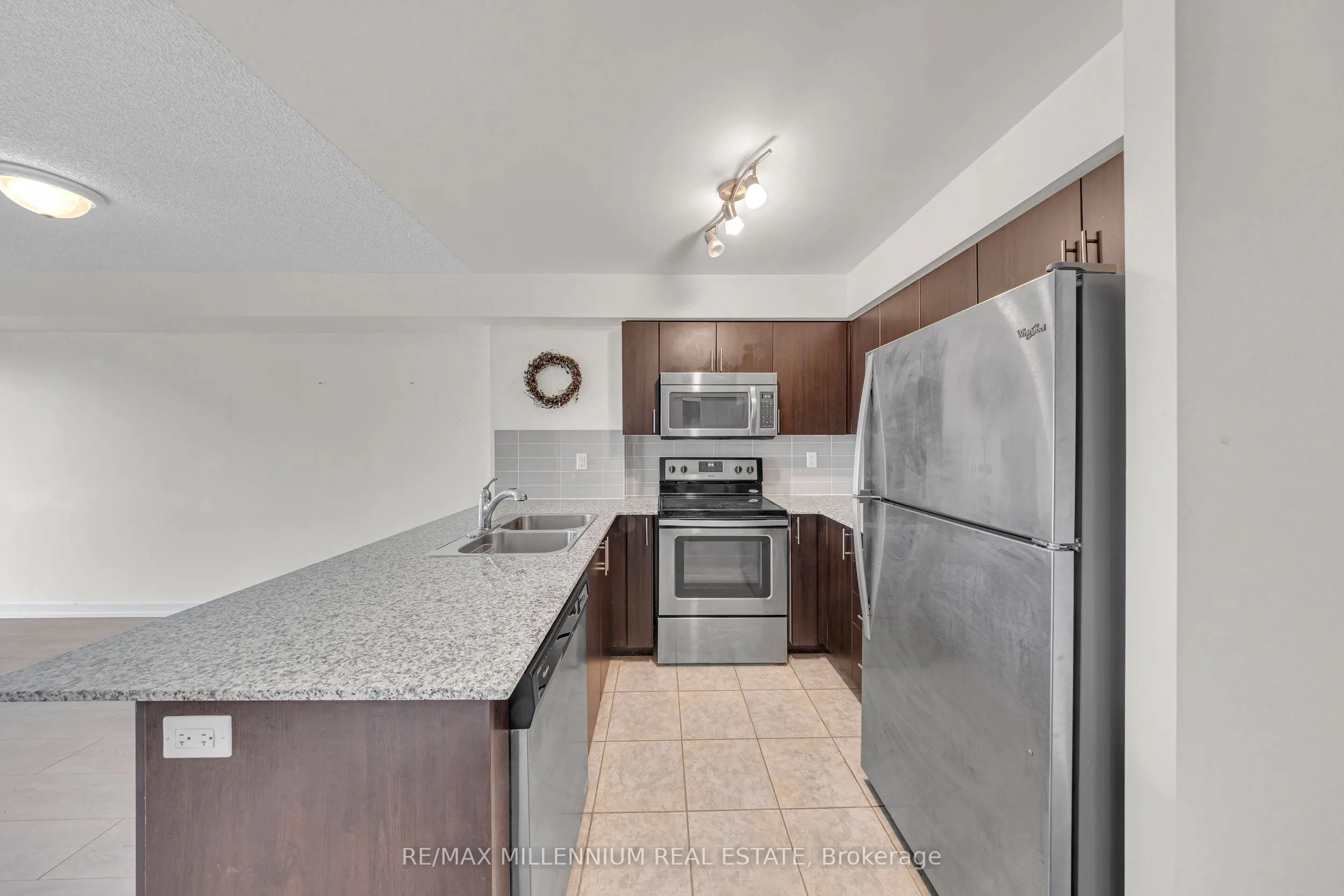 1410 Dupont Street, #908