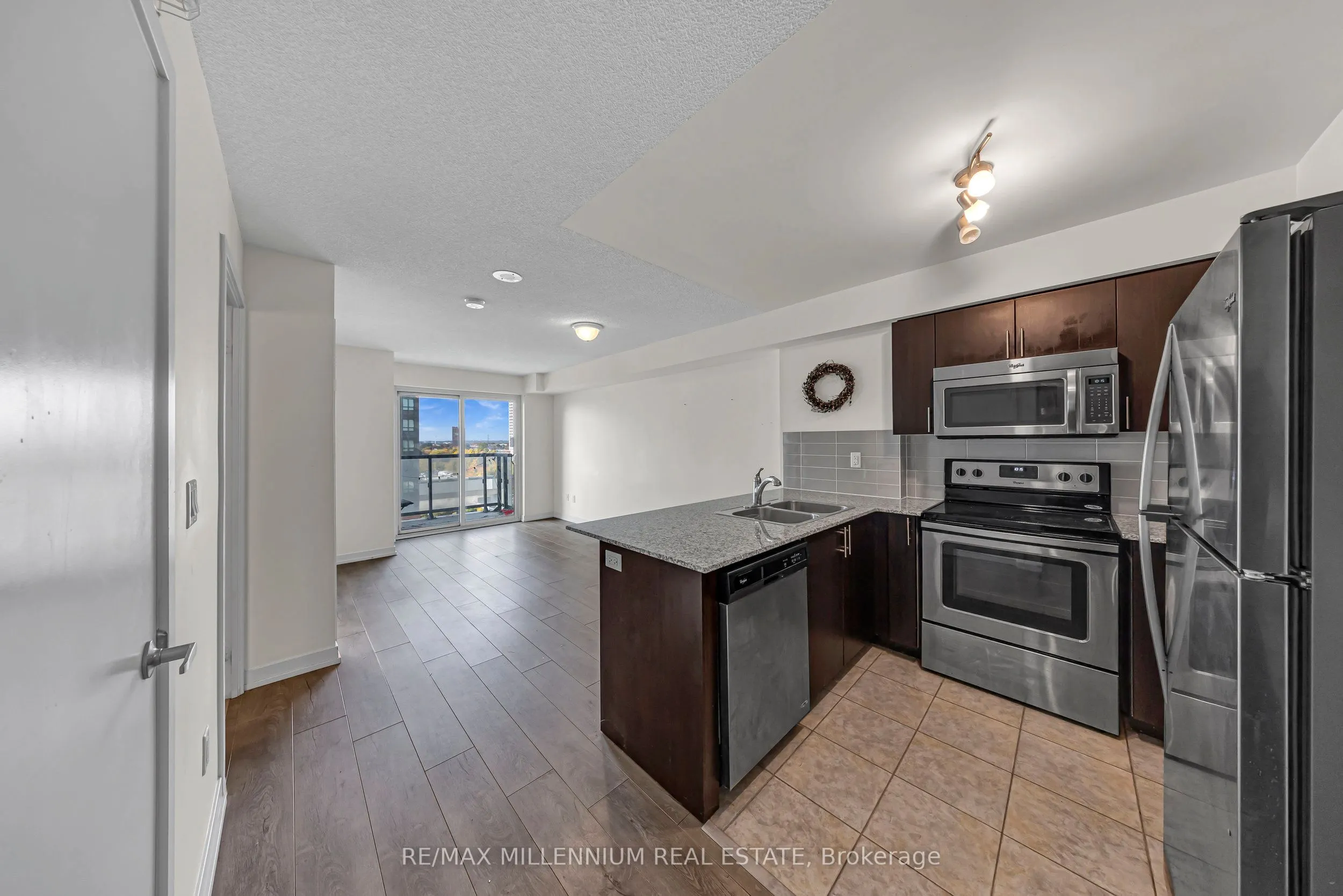 1410 Dupont Street, #908