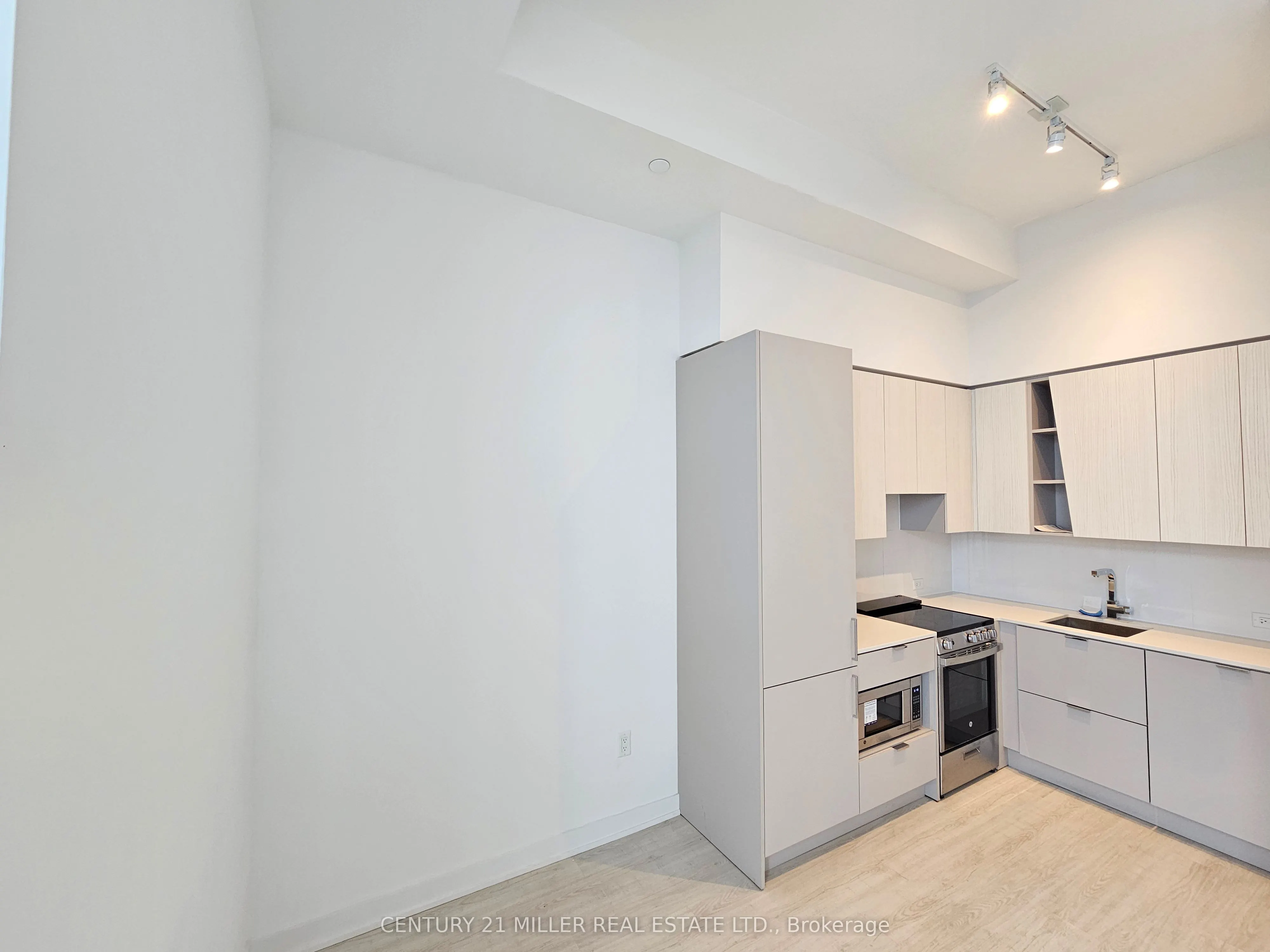 3883 Quartz Road, #2509