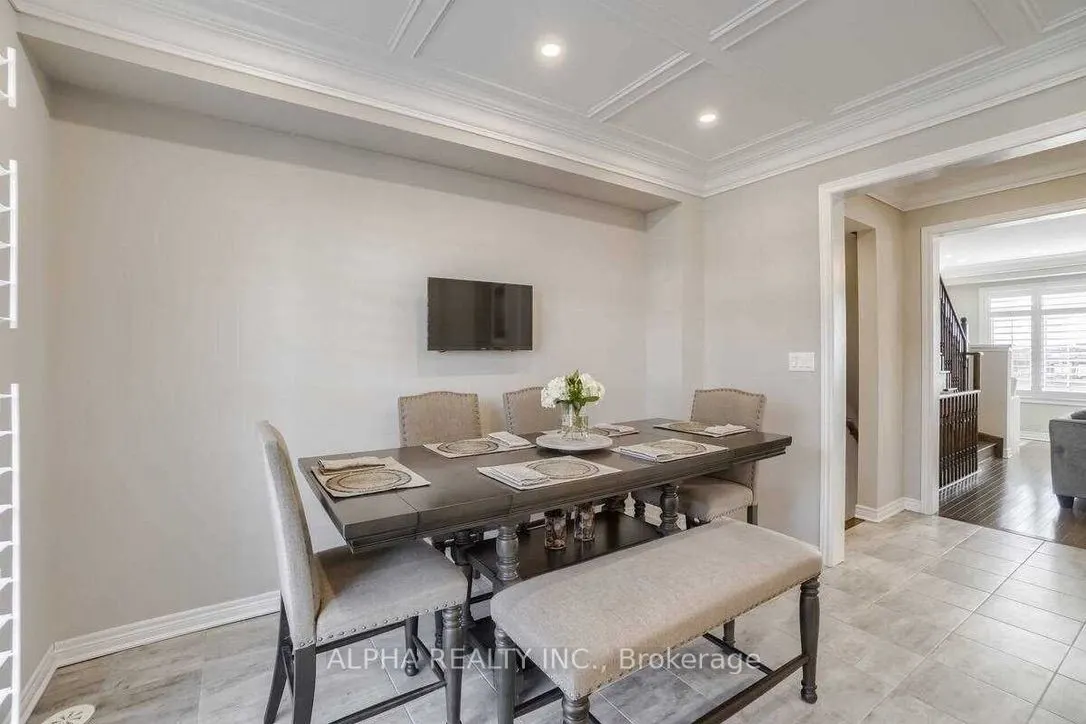 3016 Rivertrail Common