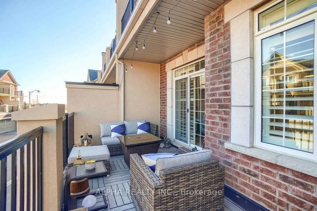 3016 Rivertrail Common