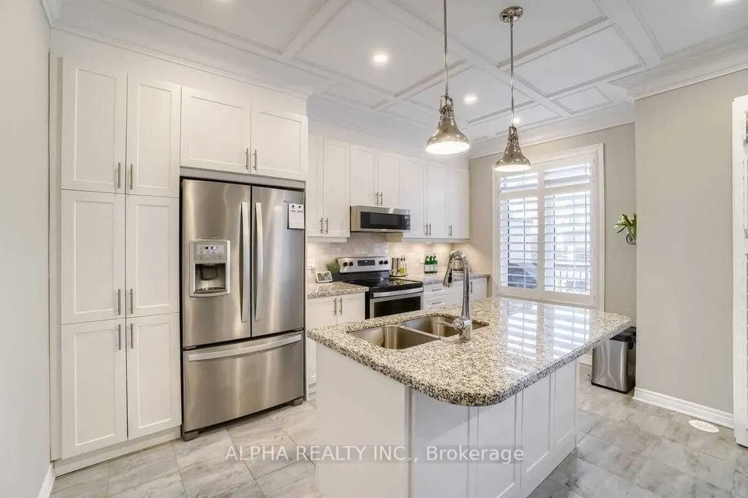 3016 Rivertrail Common