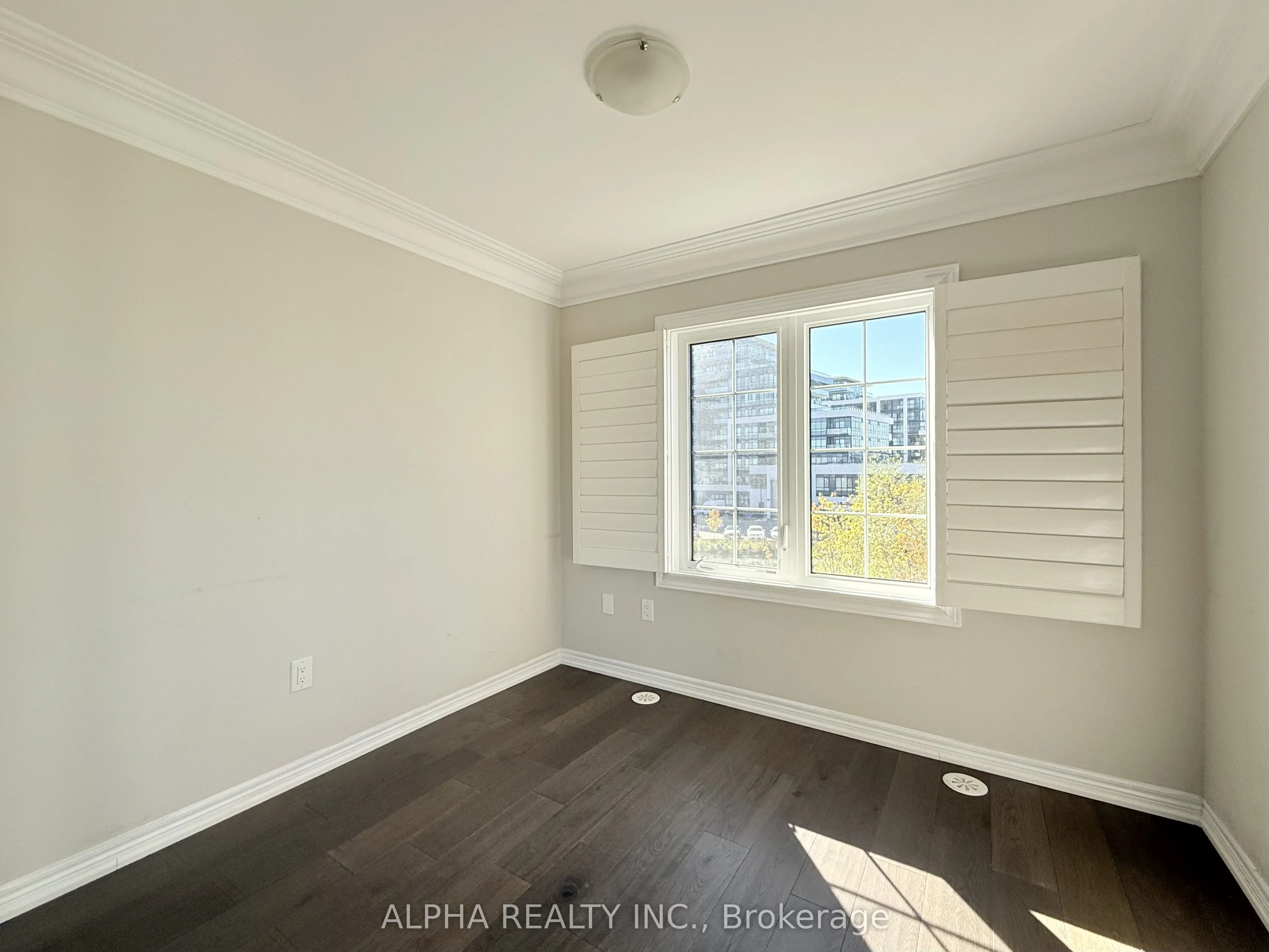 3016 Rivertrail Common