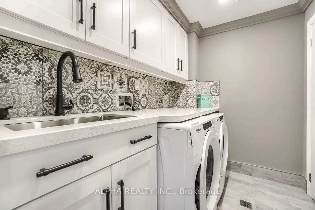 3016 Rivertrail Common