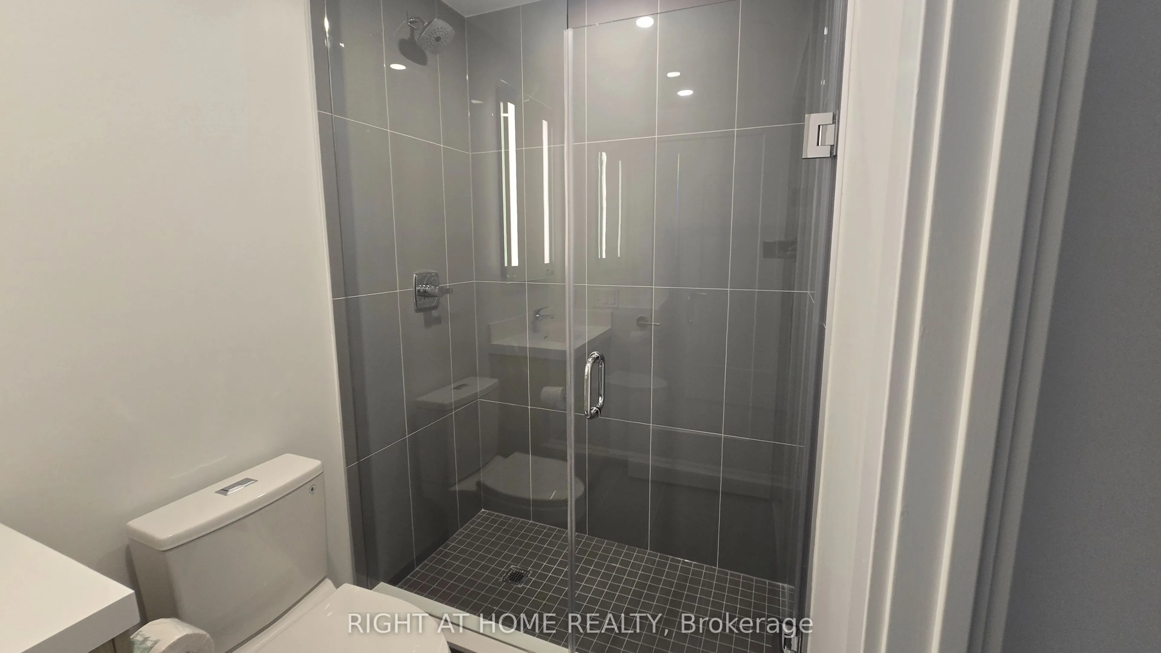 60 Central Park Road Way, #209