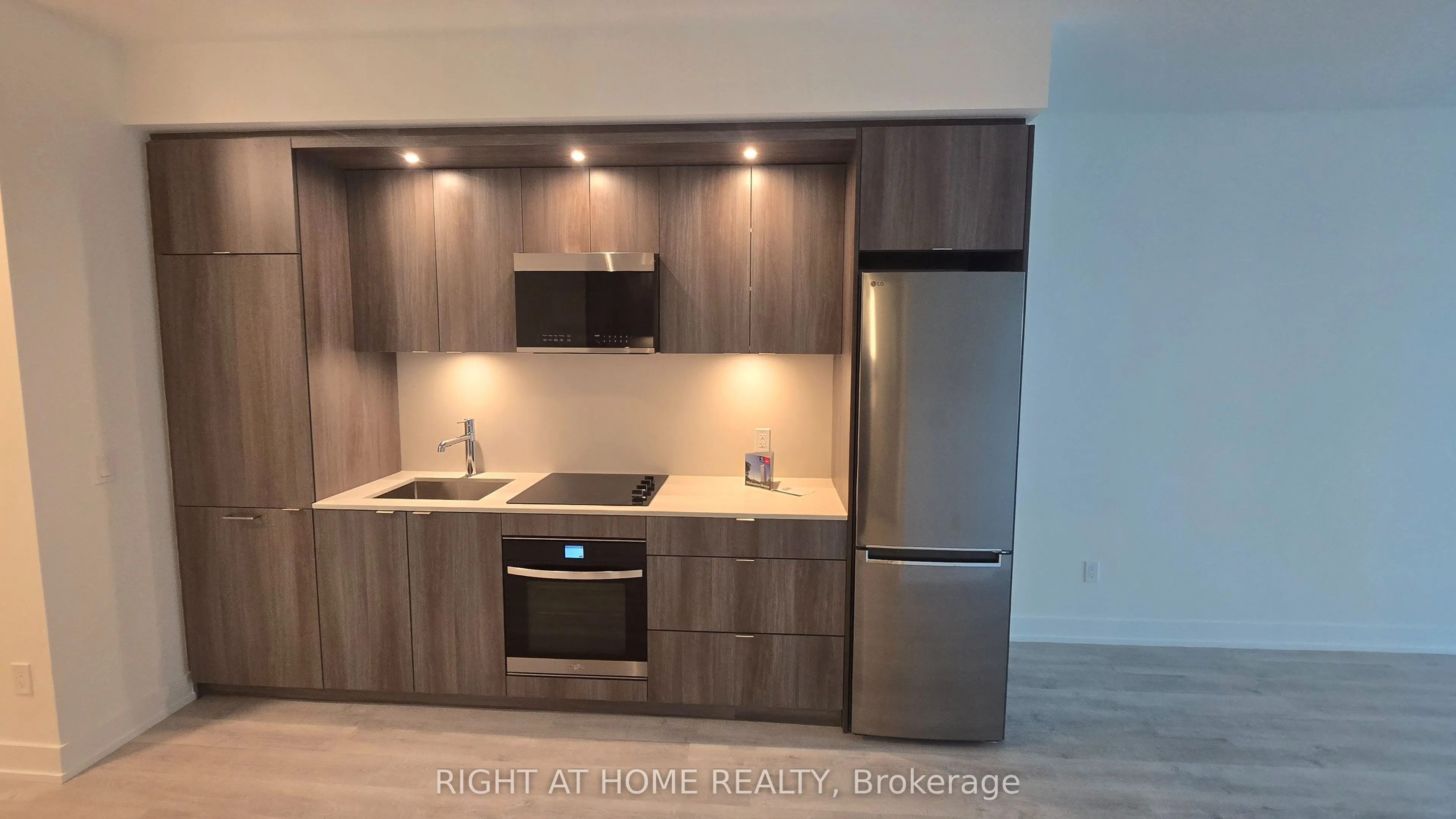 60 Central Park Road Way, #209