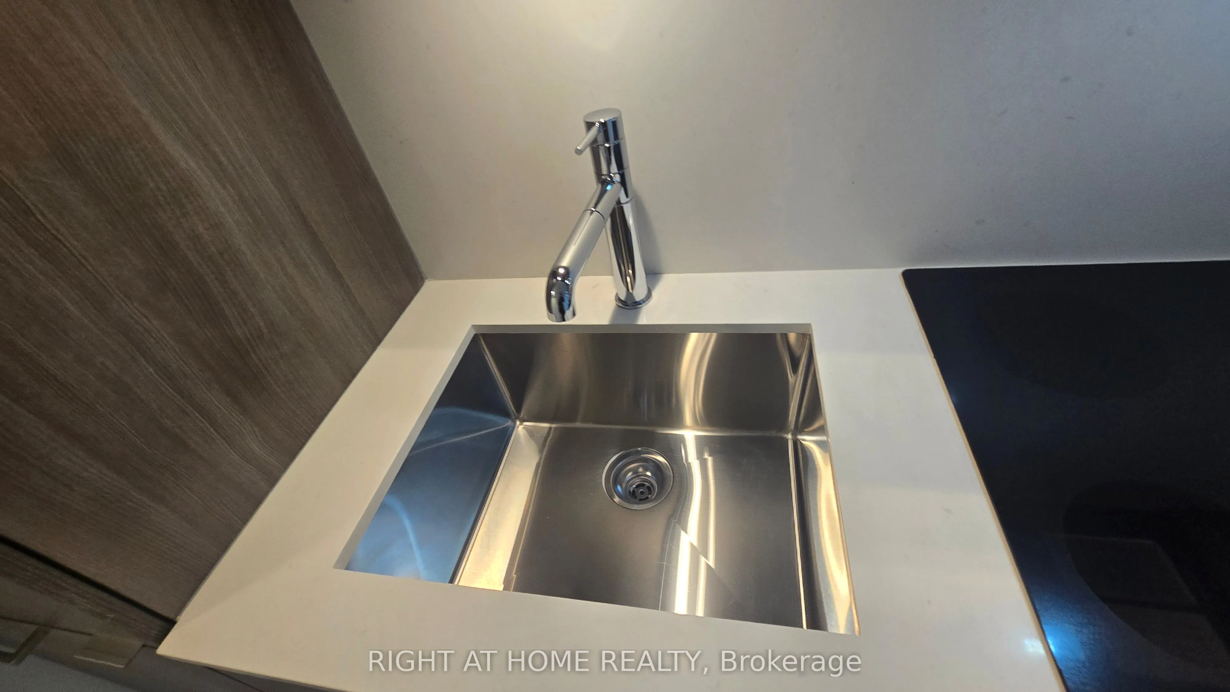 60 Central Park Road Way, #209