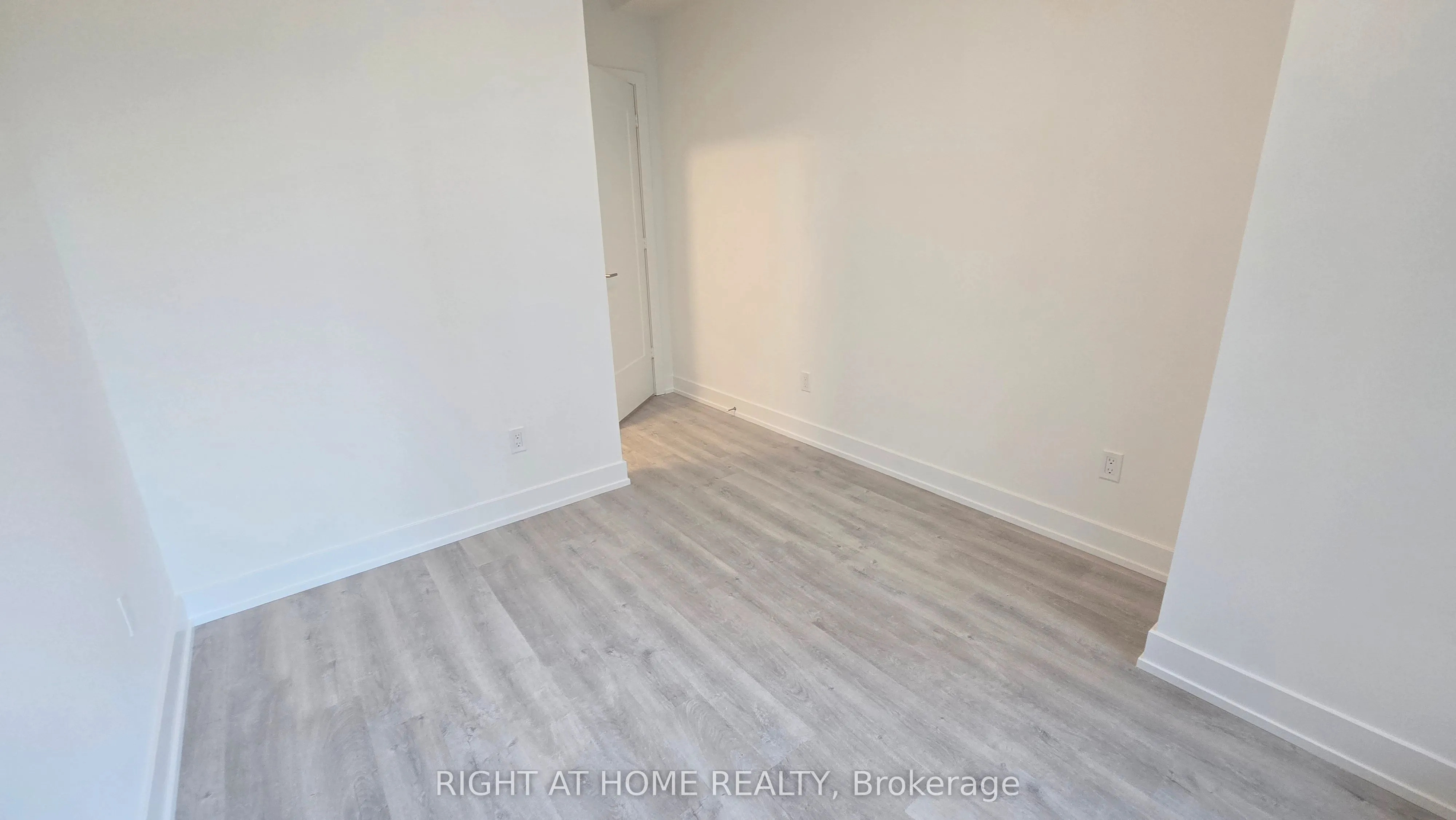 60 Central Park Road Way, #209