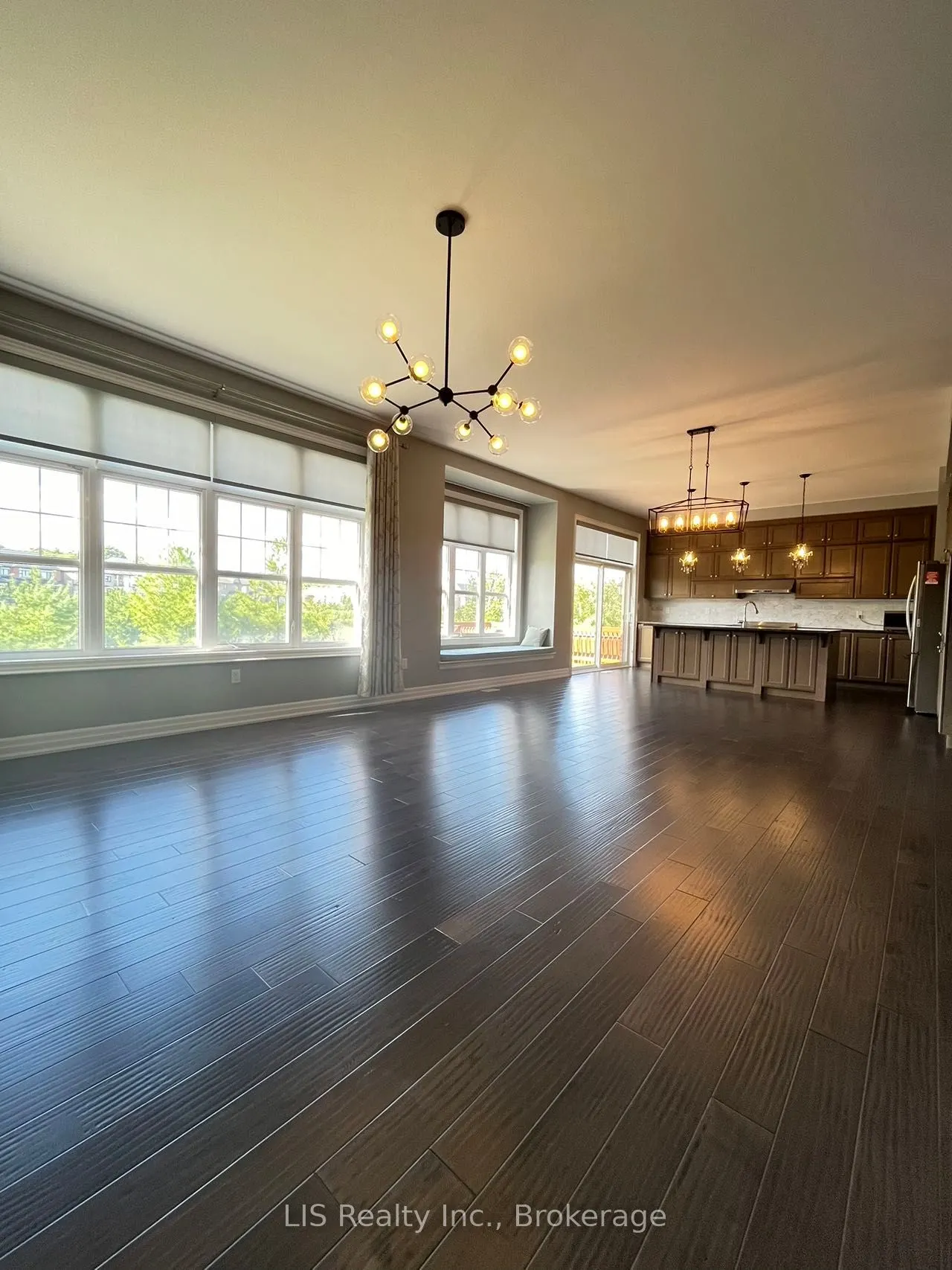 3294 Charles Biggar Drive