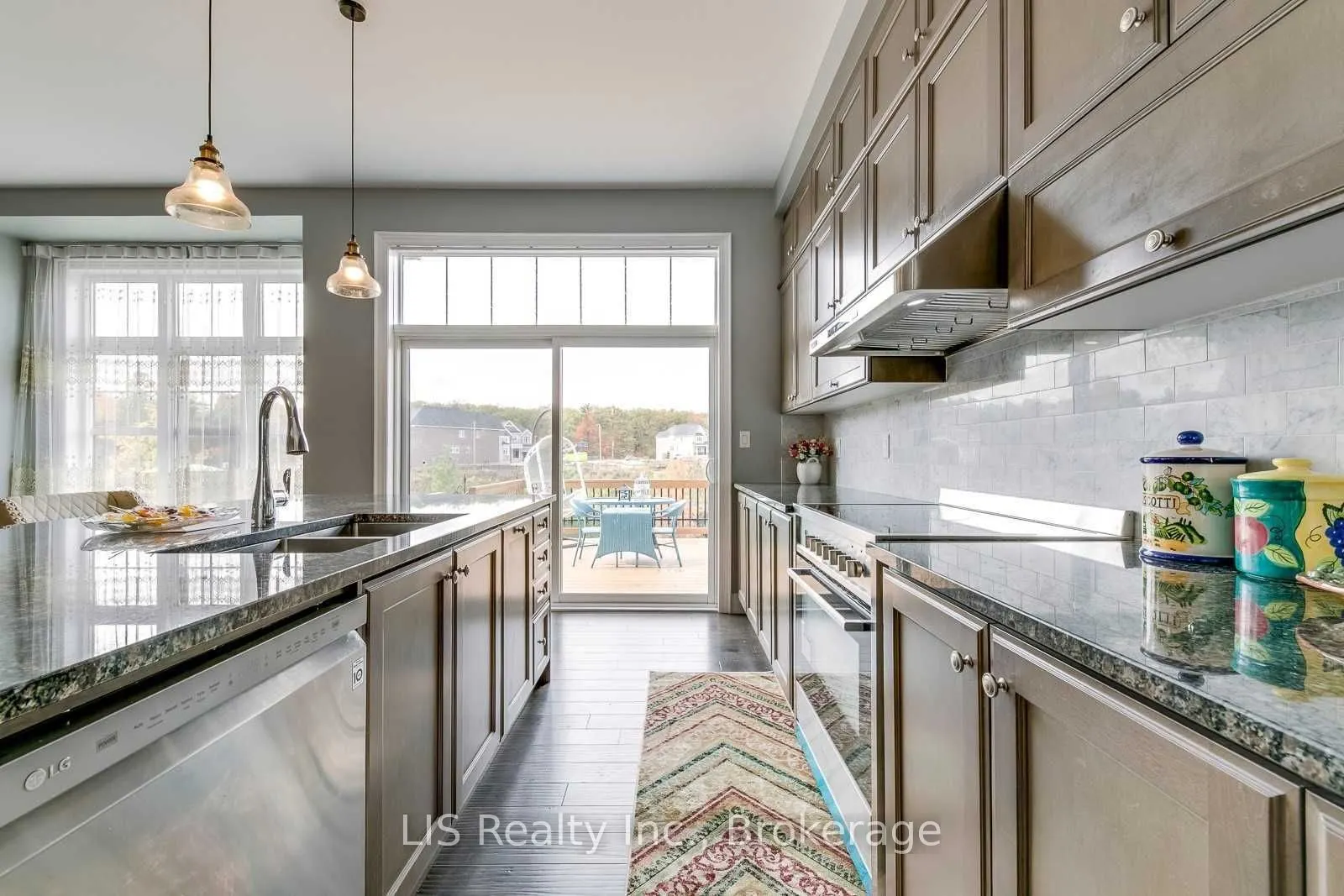 3294 Charles Biggar Drive