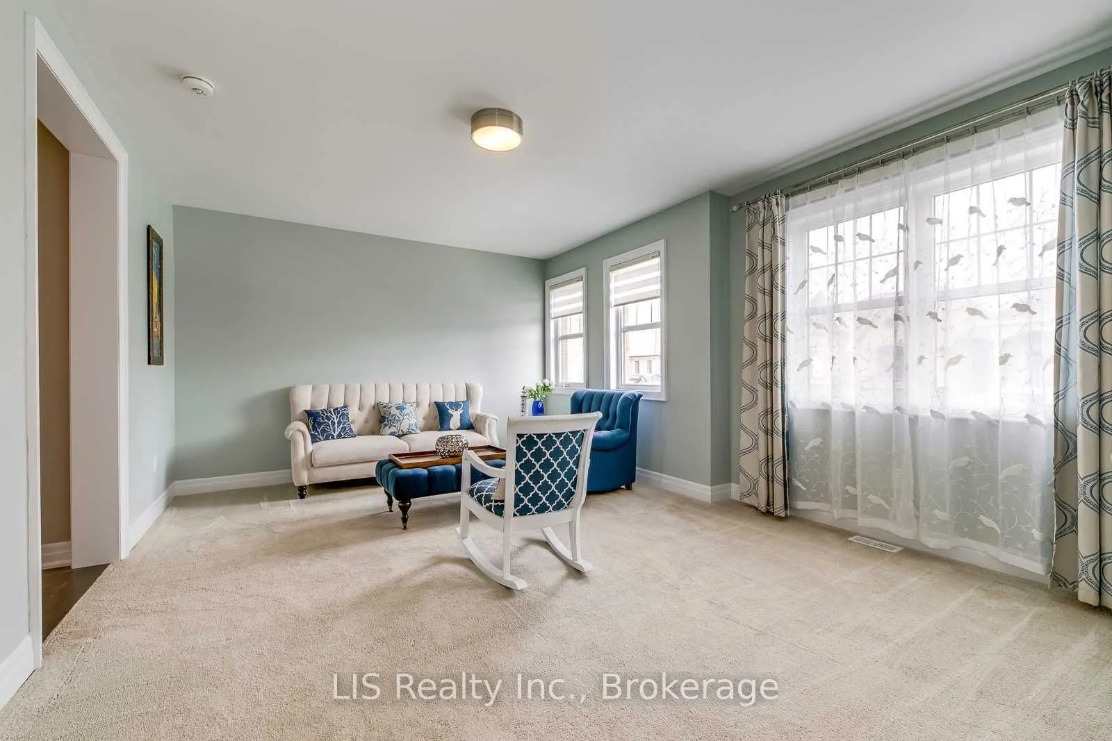 3294 Charles Biggar Drive