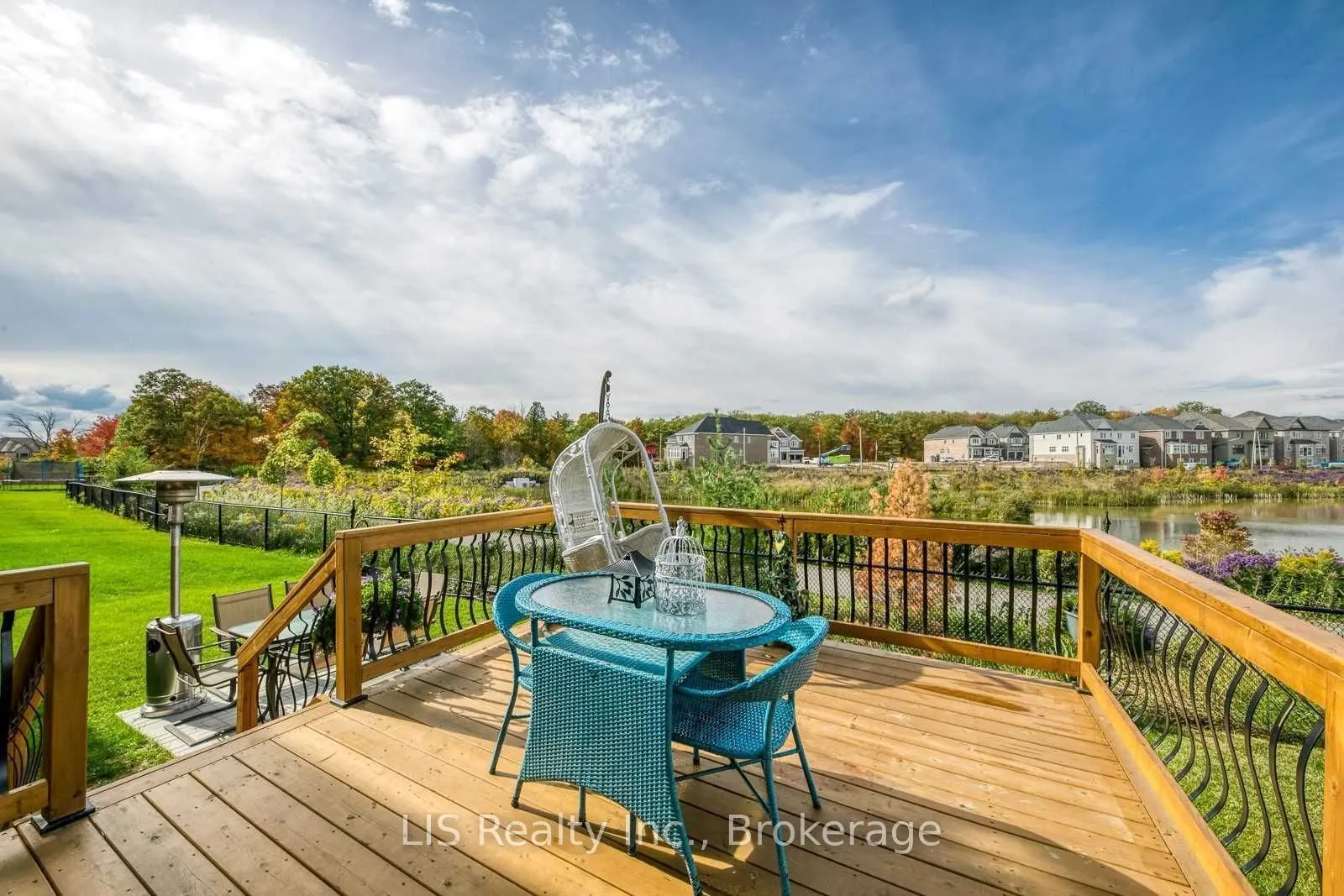 3294 Charles Biggar Drive