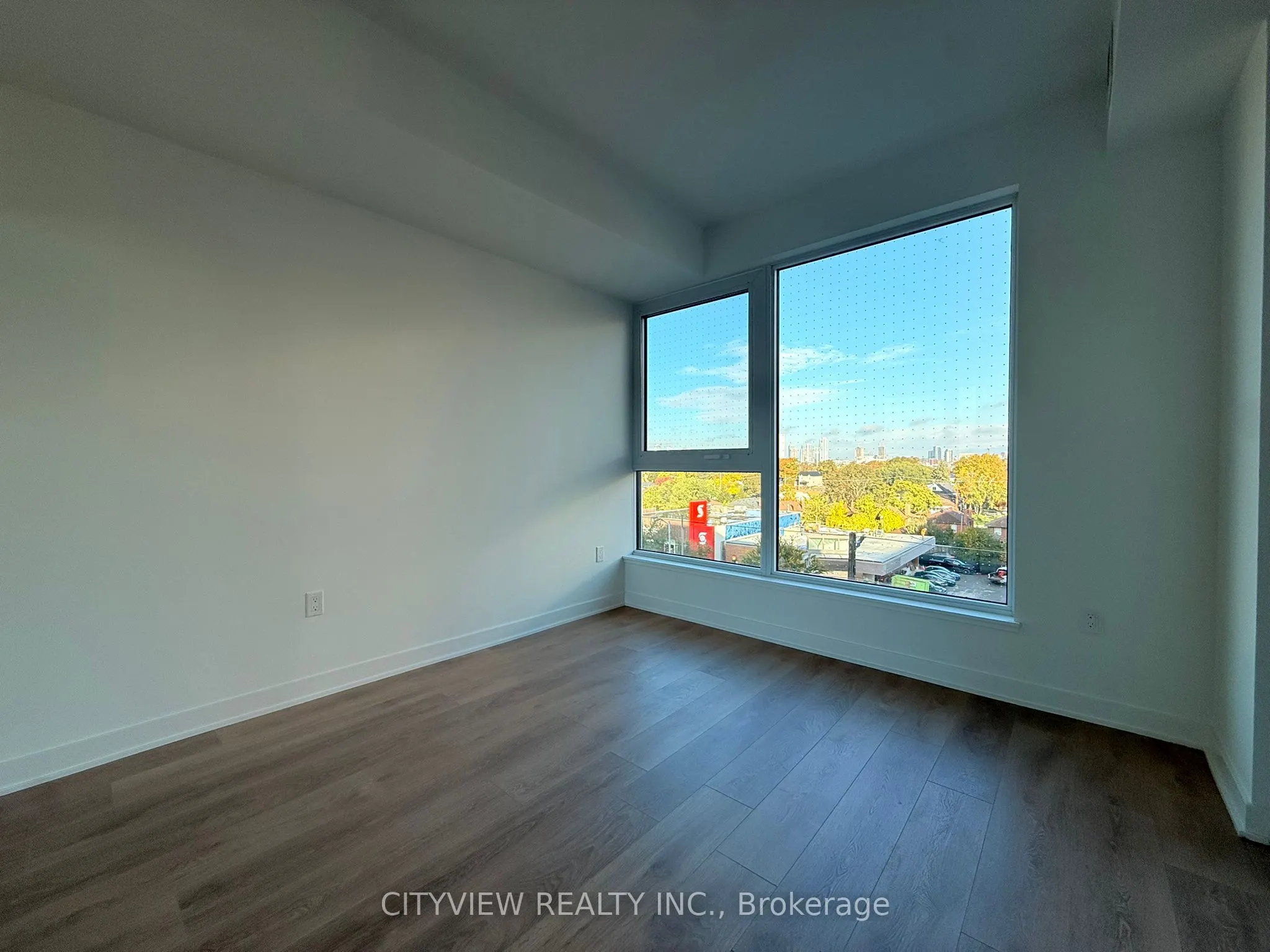 1037 The Queensway, #416