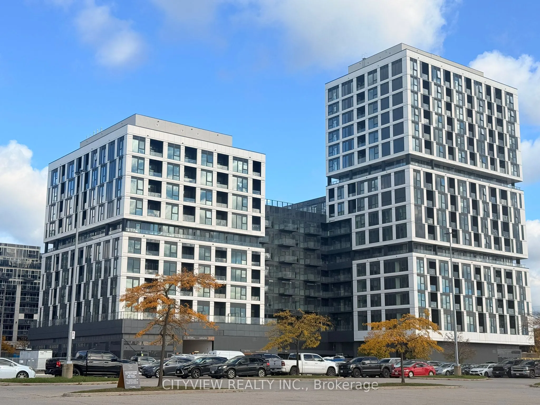 1007 The Queensway, #425