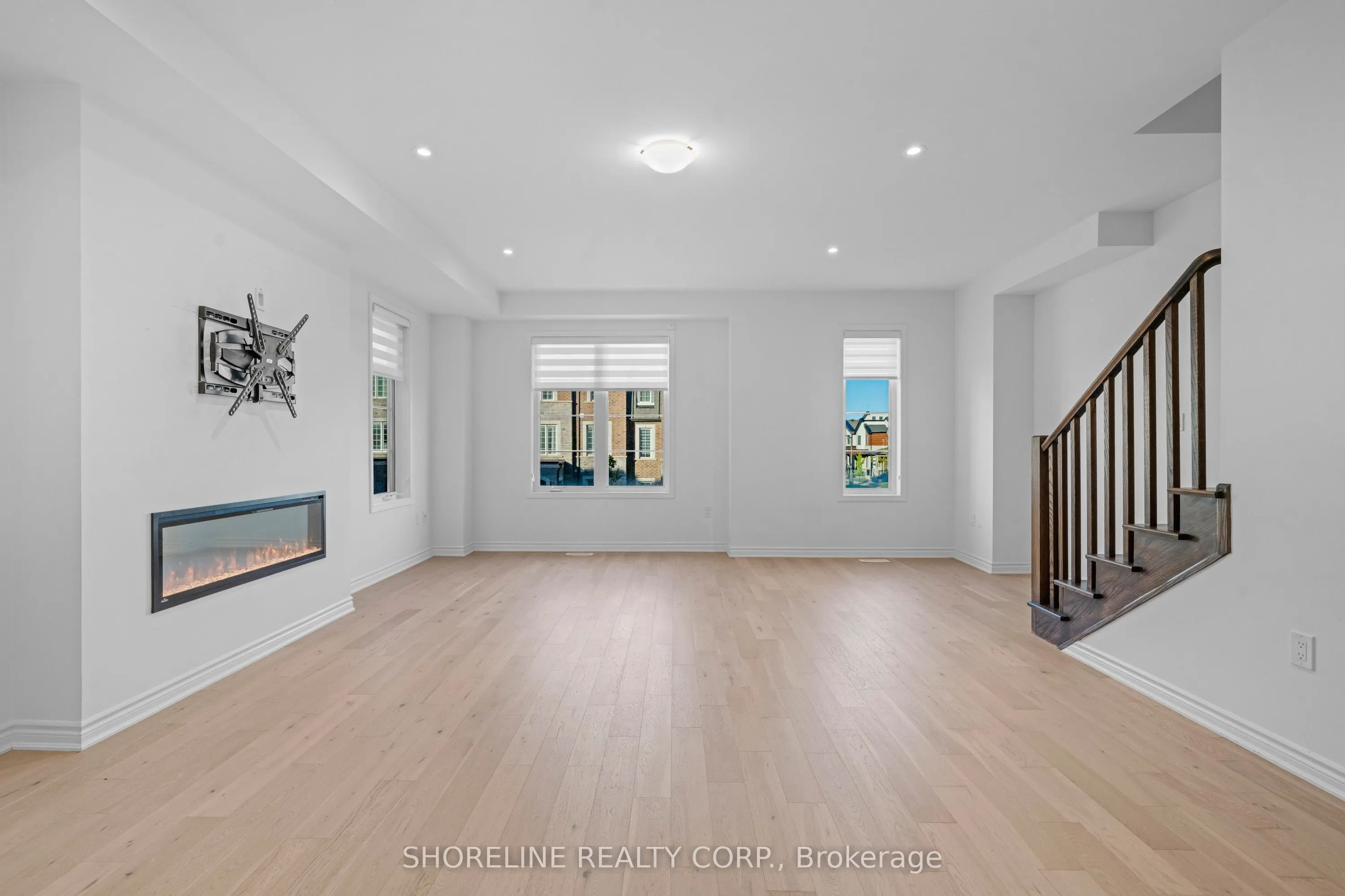 3104 William Cutmore Boulevard