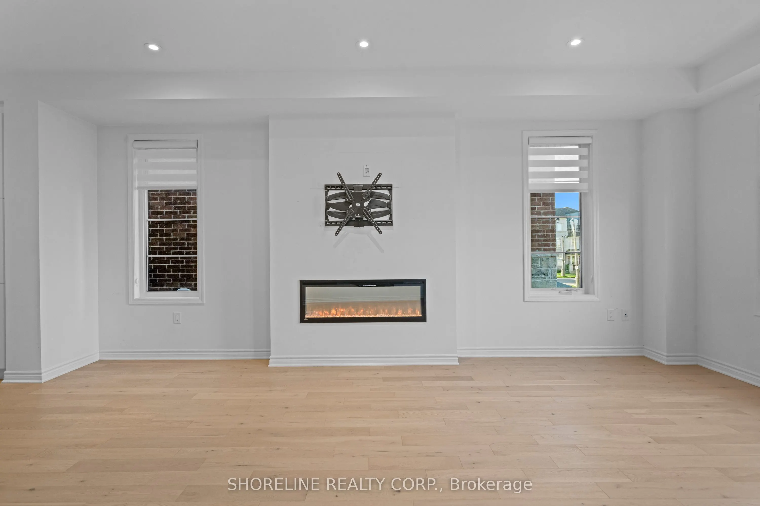 3104 William Cutmore Boulevard