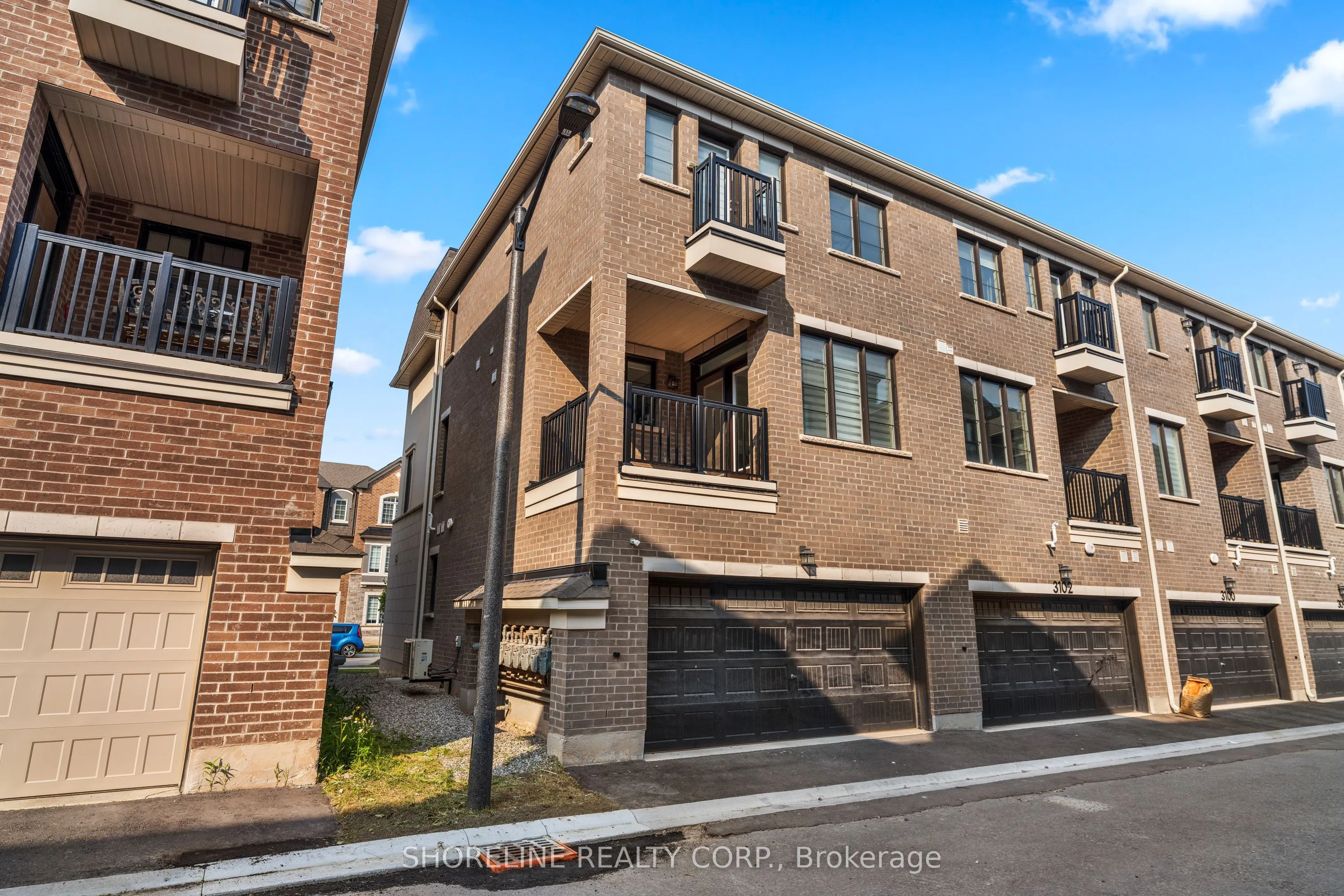 3104 William Cutmore Boulevard