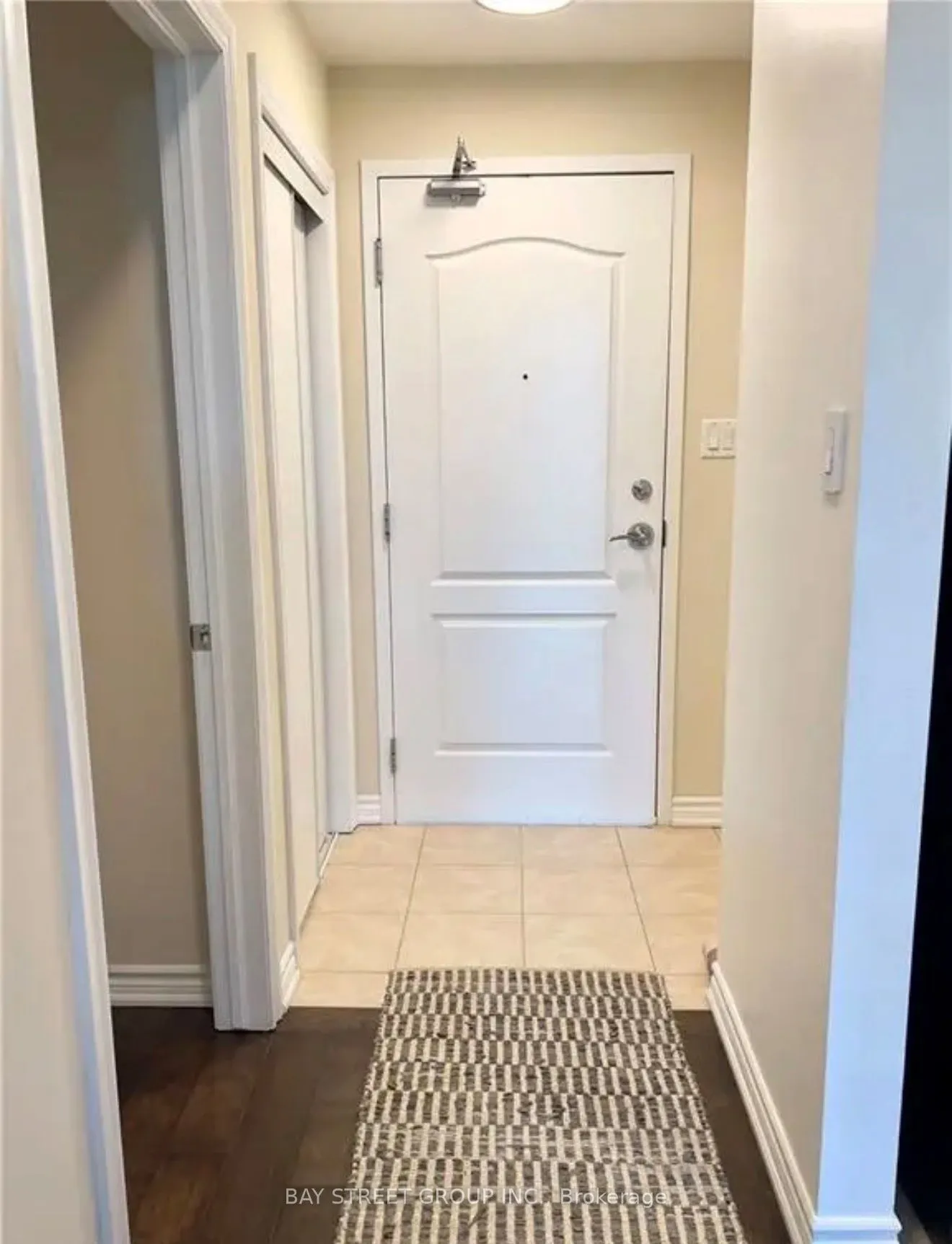 5327 Upper Middle Road, #210