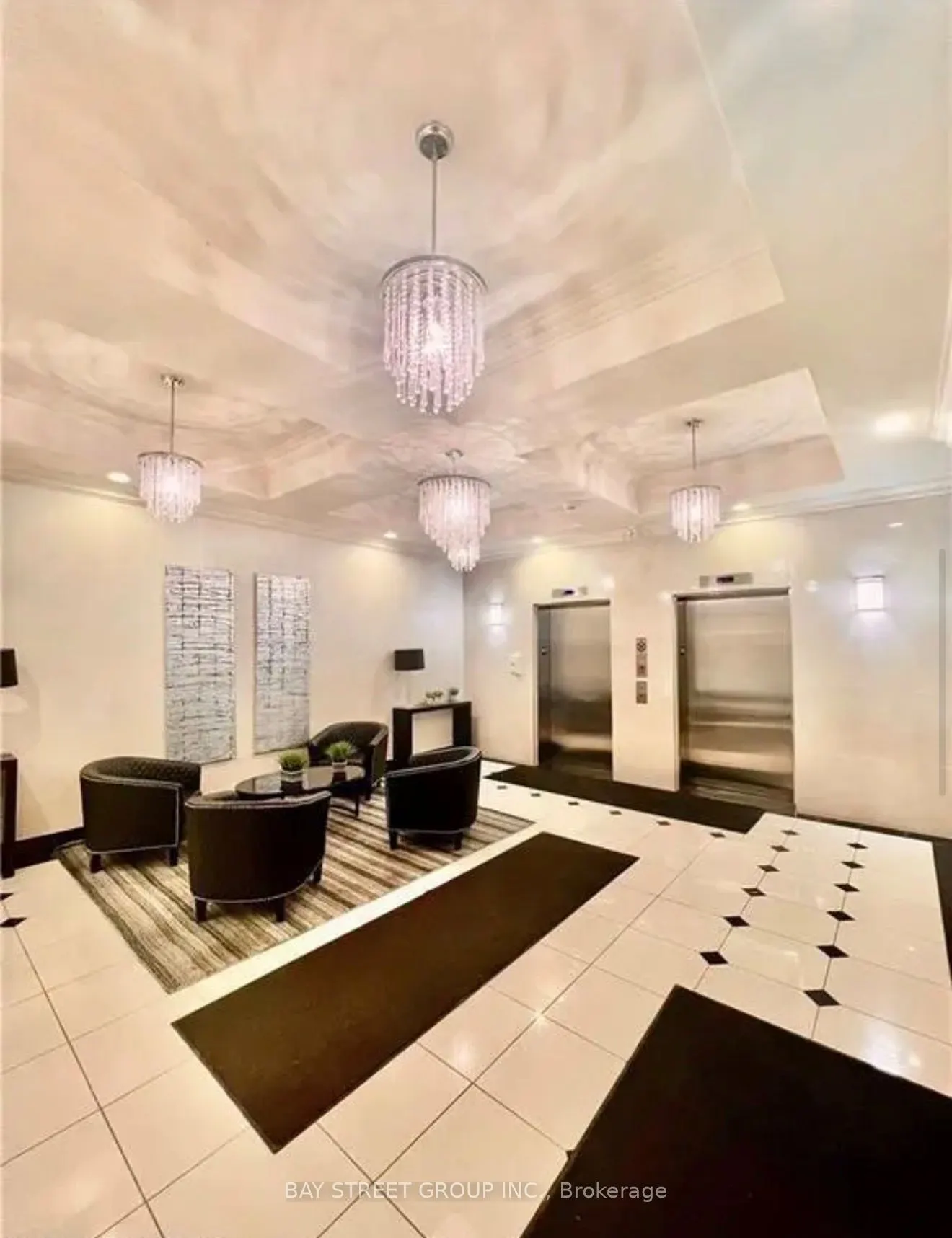 5327 Upper Middle Road, #210