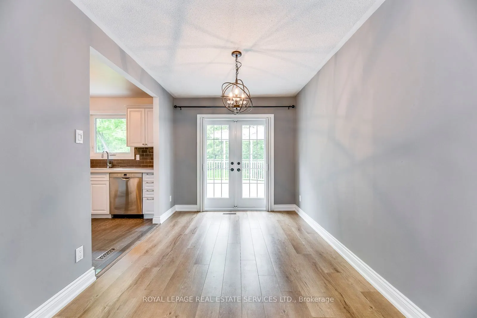 59 Mccraney Street W