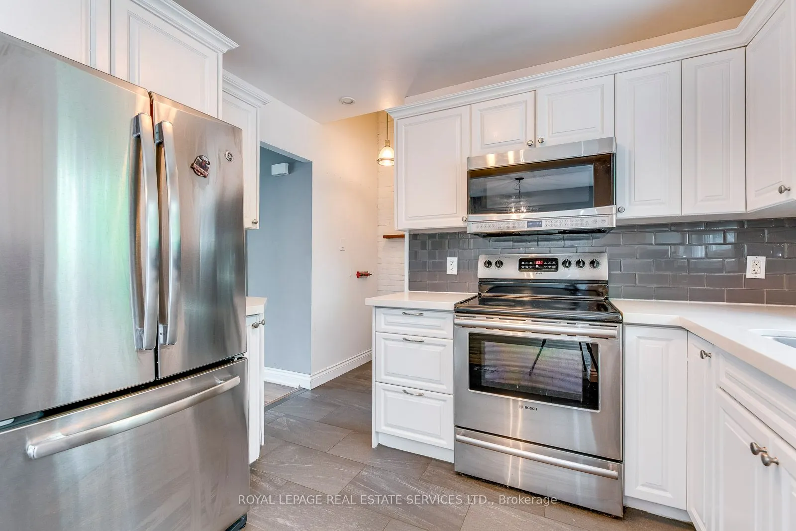 59 Mccraney Street W