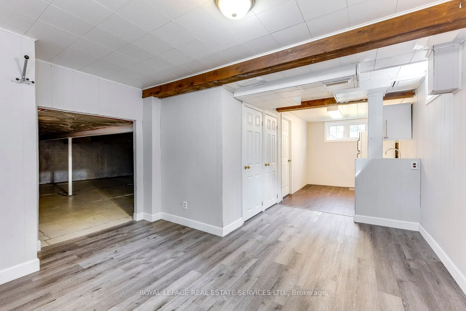 59 Mccraney Street W