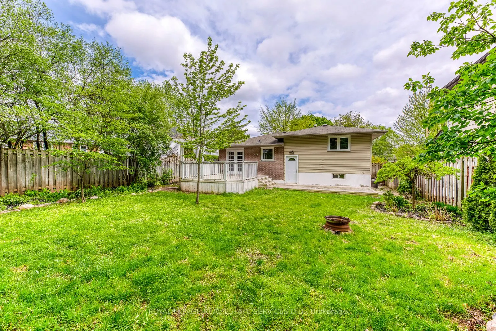 59 Mccraney Street W