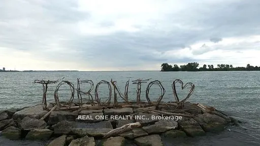 2200 Lake Shore Boulevard W, #3203