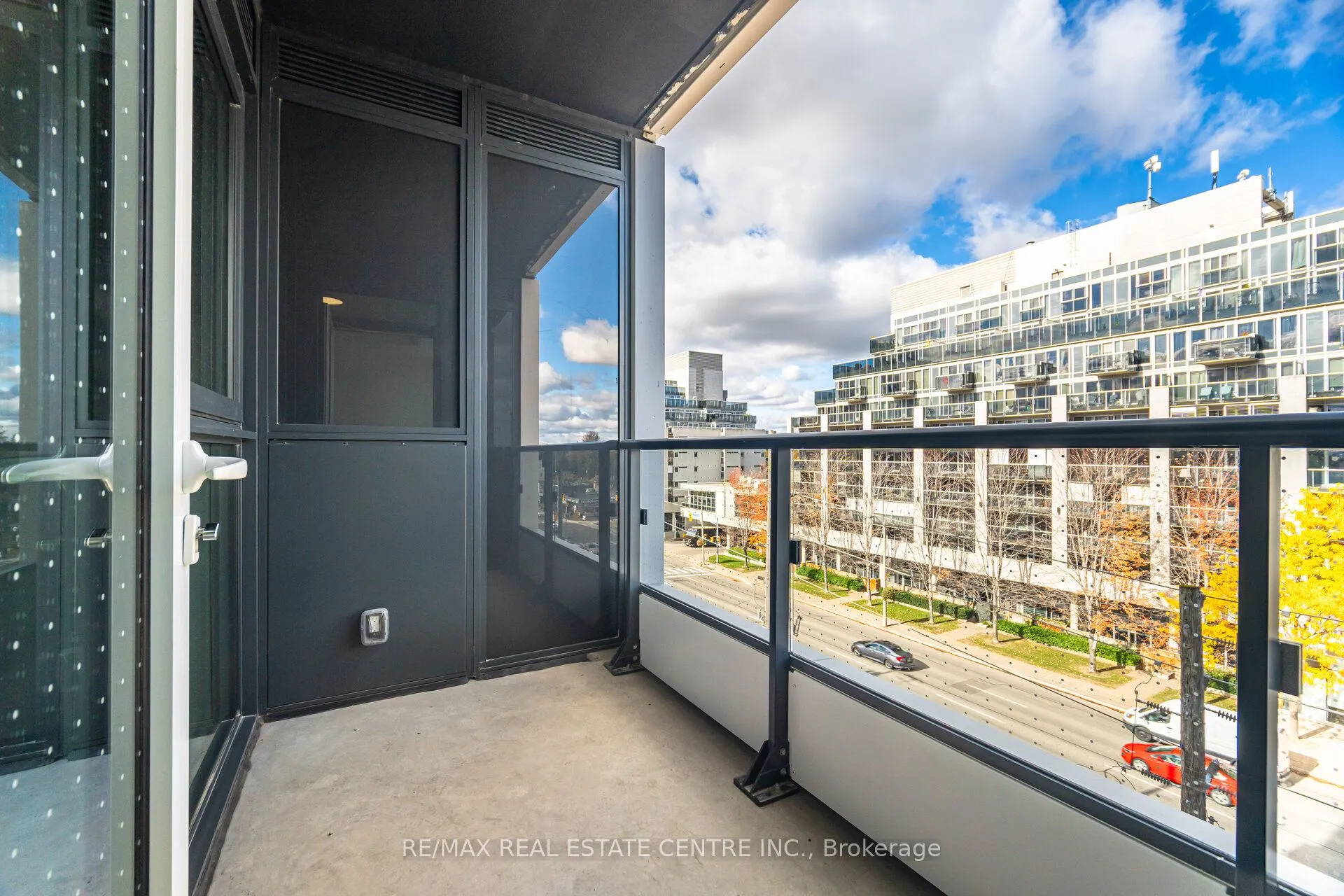 1007 The Queensway, #432