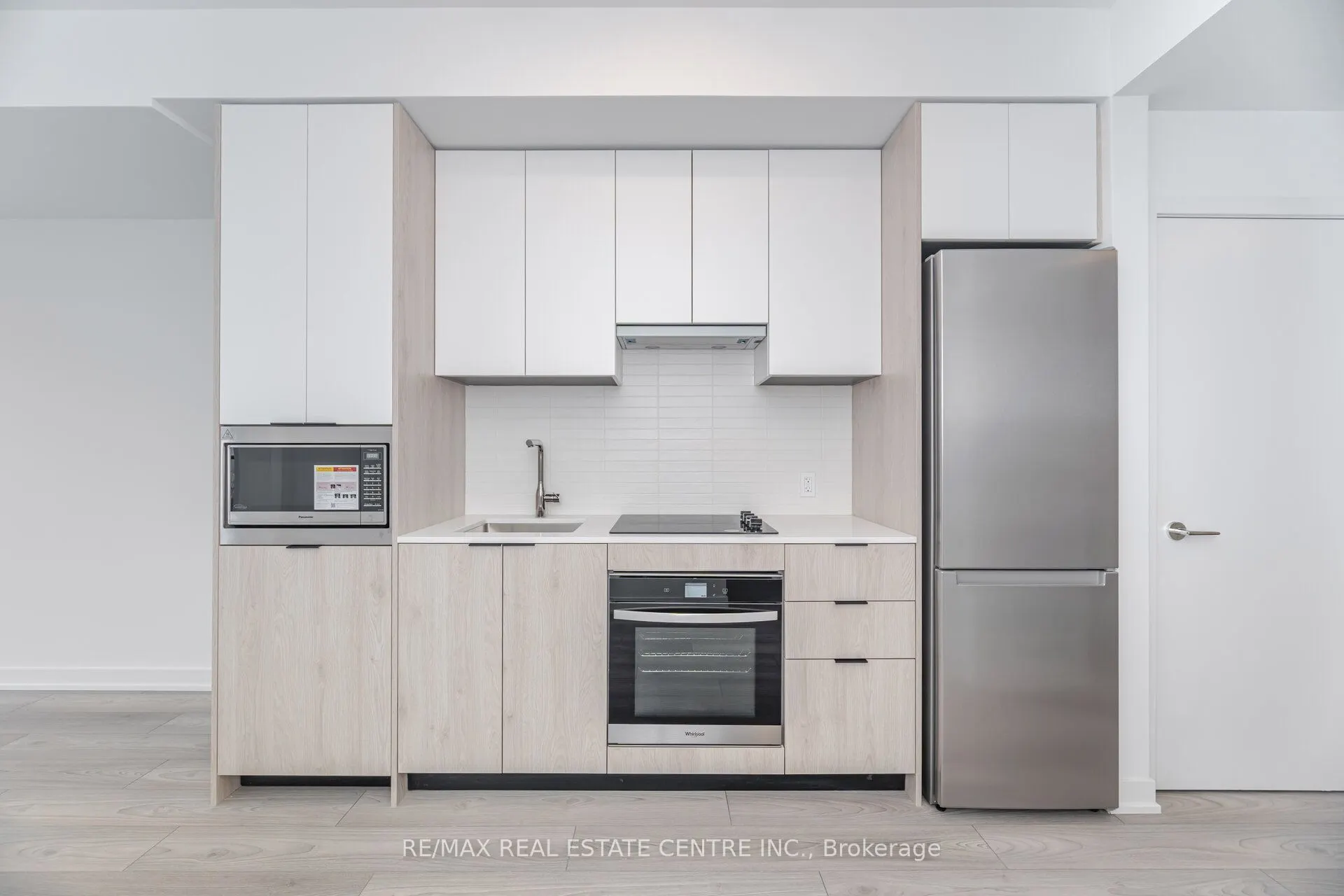 1007 The Queensway, #432