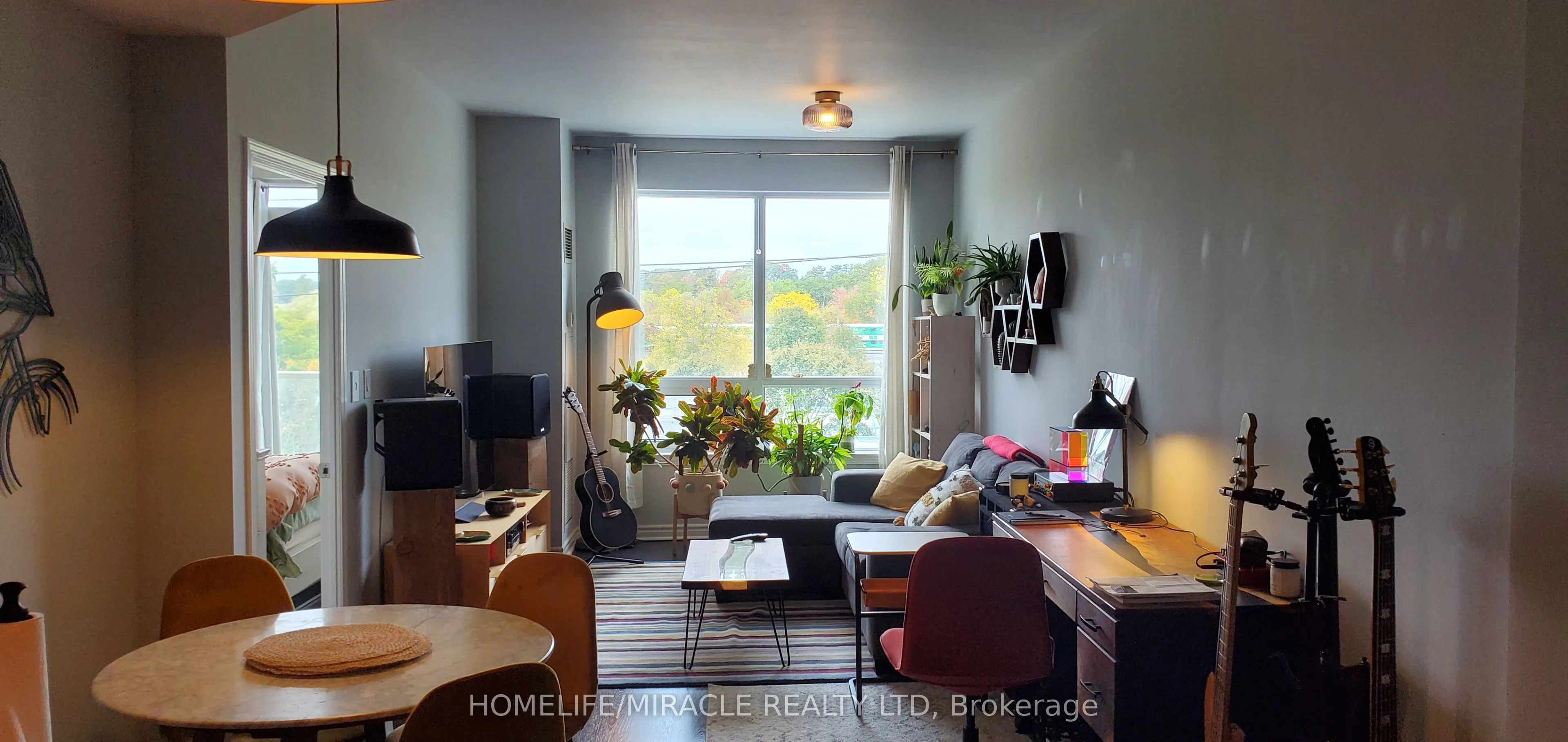 3865 Lake Shore Boulevard W, #408