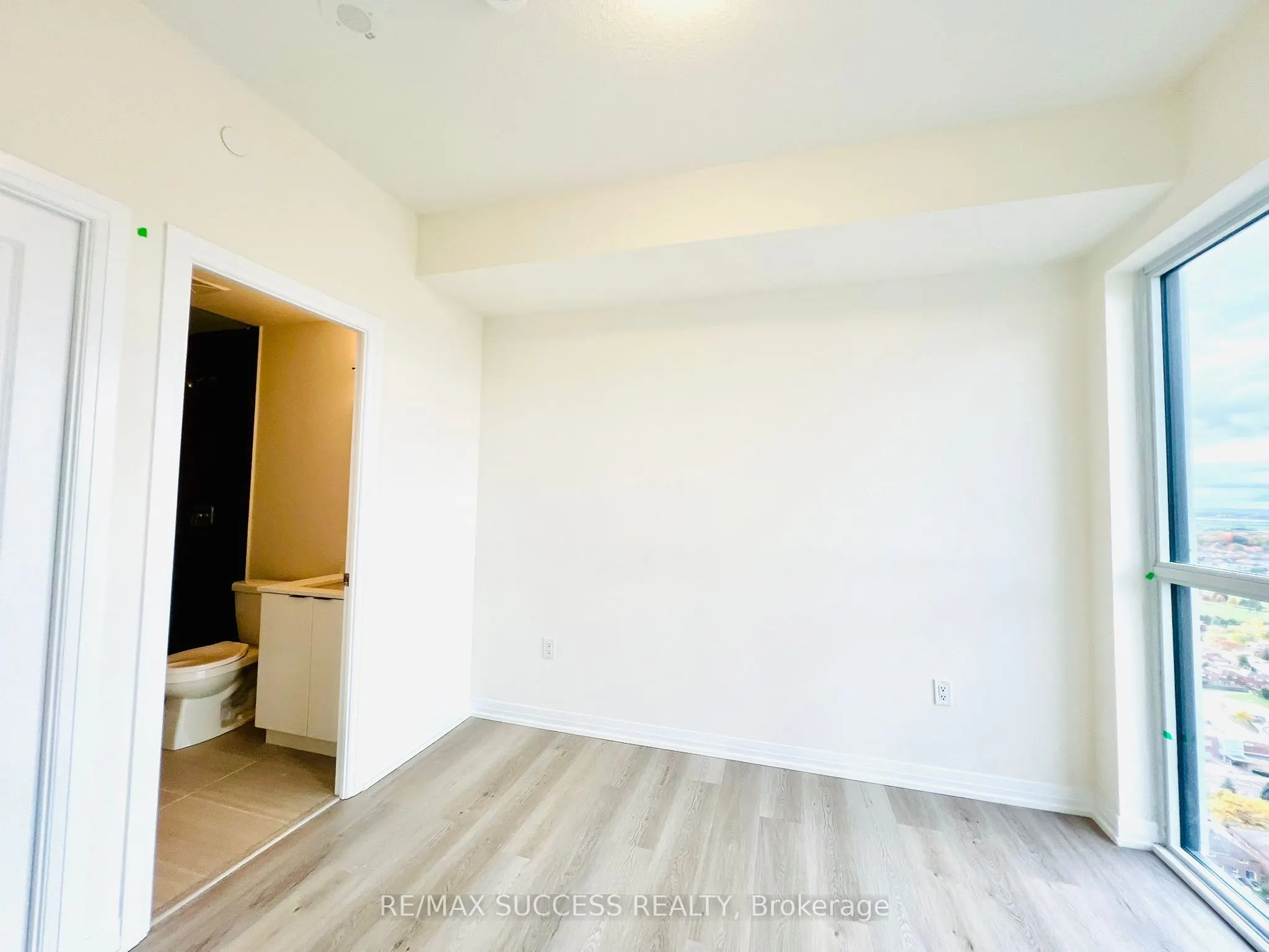 15 Watergarden Drive, #2909