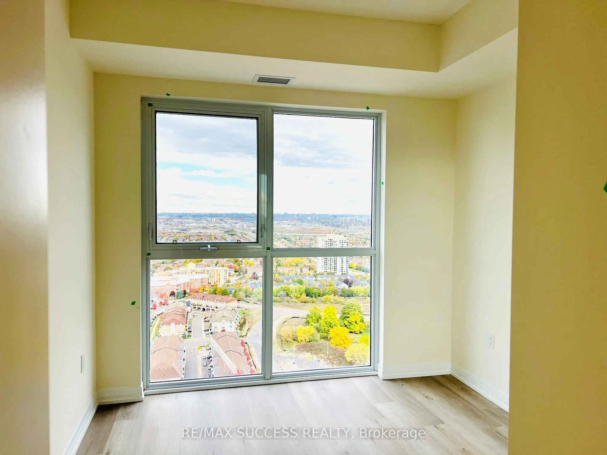 15 Watergarden Drive, #2909